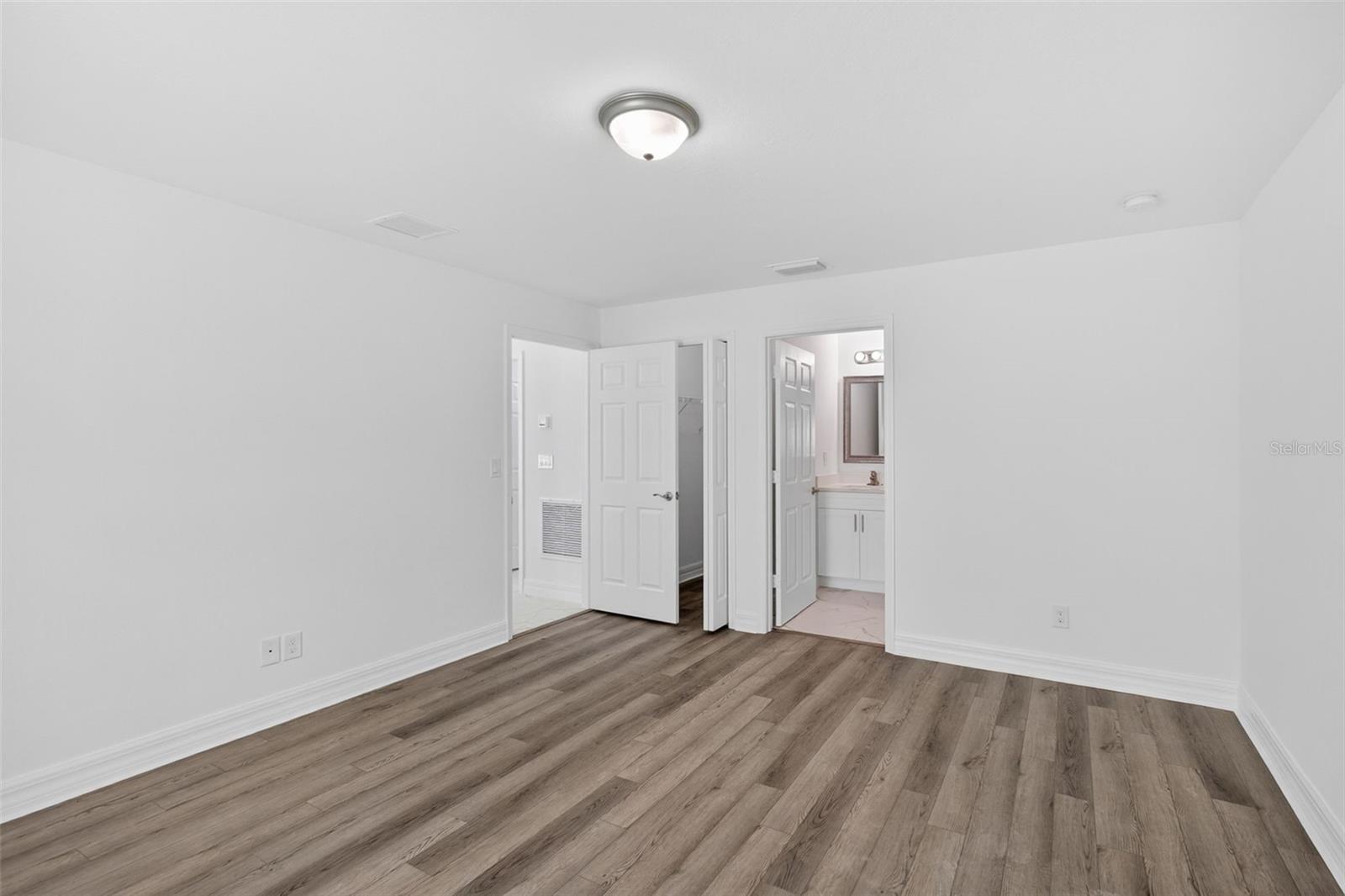 1617 NE 7TH AVE, CAPE CORAL, FL, 33909