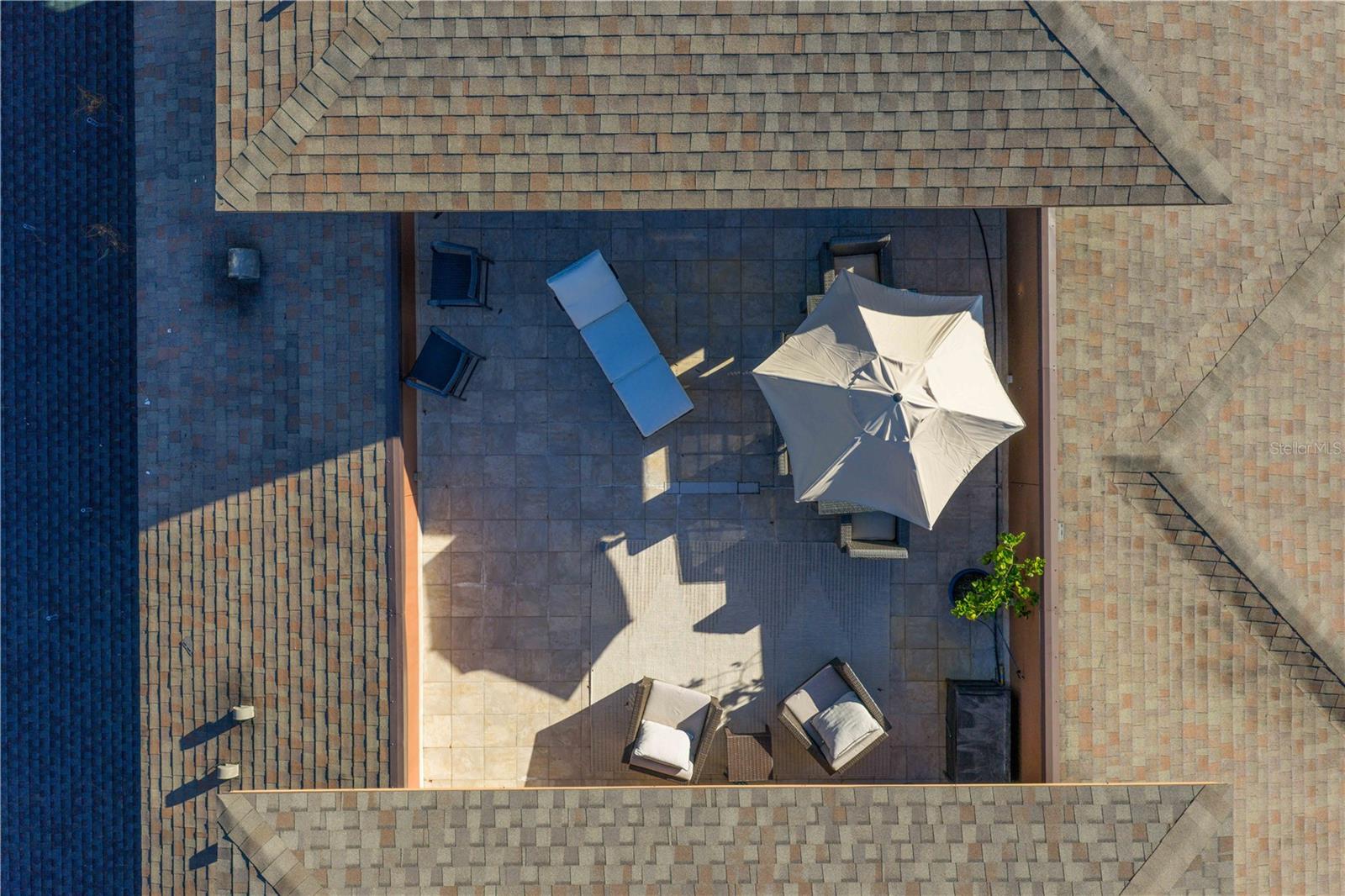 153 5TH AVE NE, ST PETERSBURG, FL, 33701