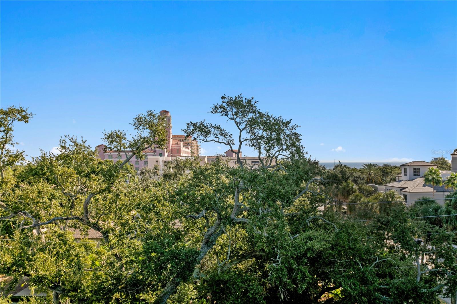 153 5TH AVE NE, ST PETERSBURG, FL, 33701