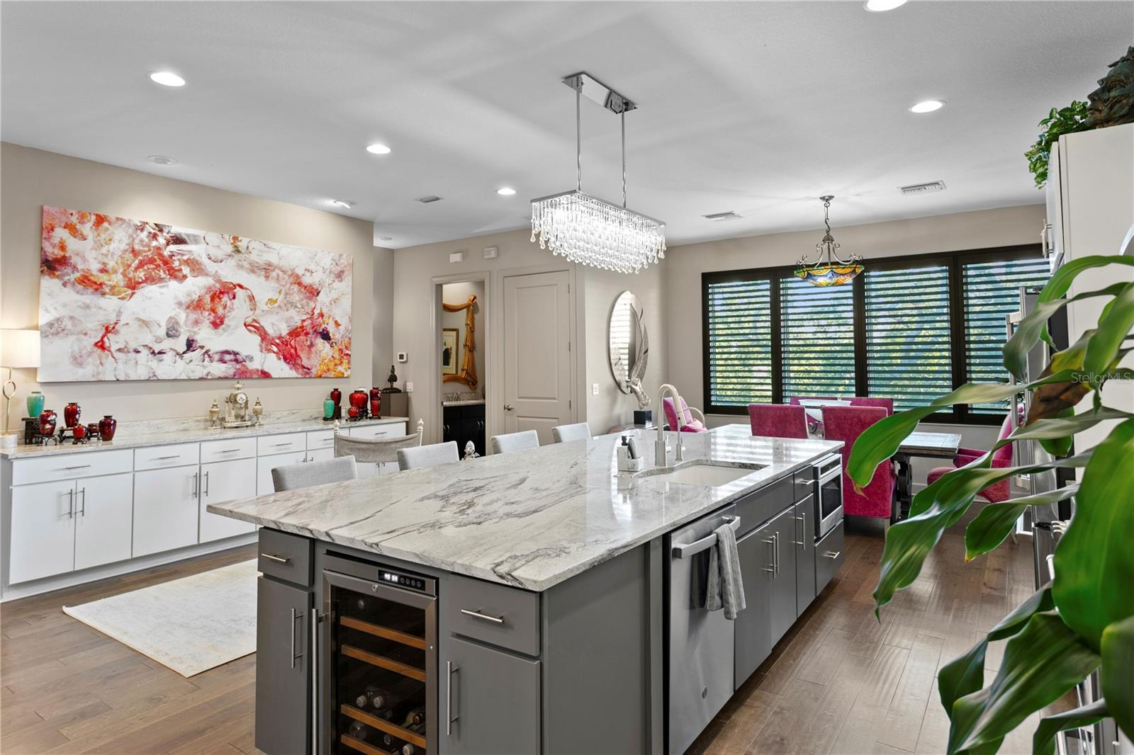 153 5TH AVE NE, ST PETERSBURG, FL, 33701