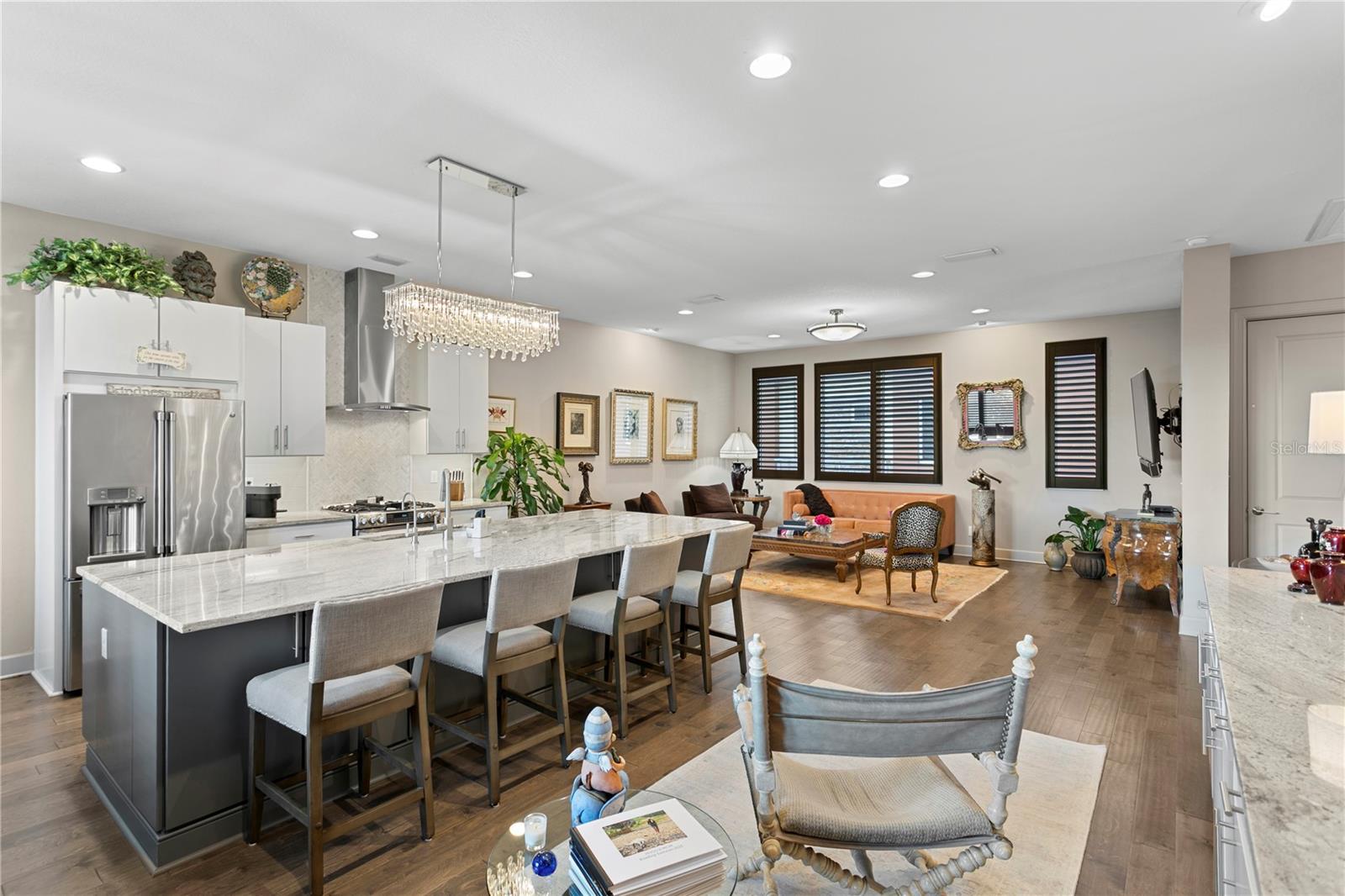 153 5TH AVE NE, ST PETERSBURG, FL, 33701