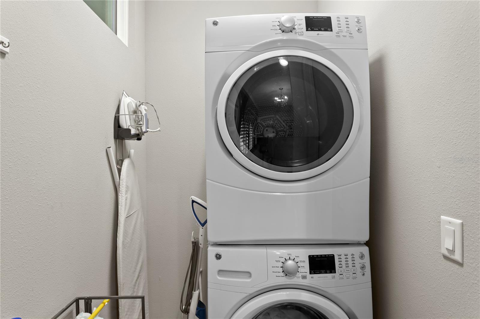 153 5TH AVE NE, ST PETERSBURG, FL, 33701