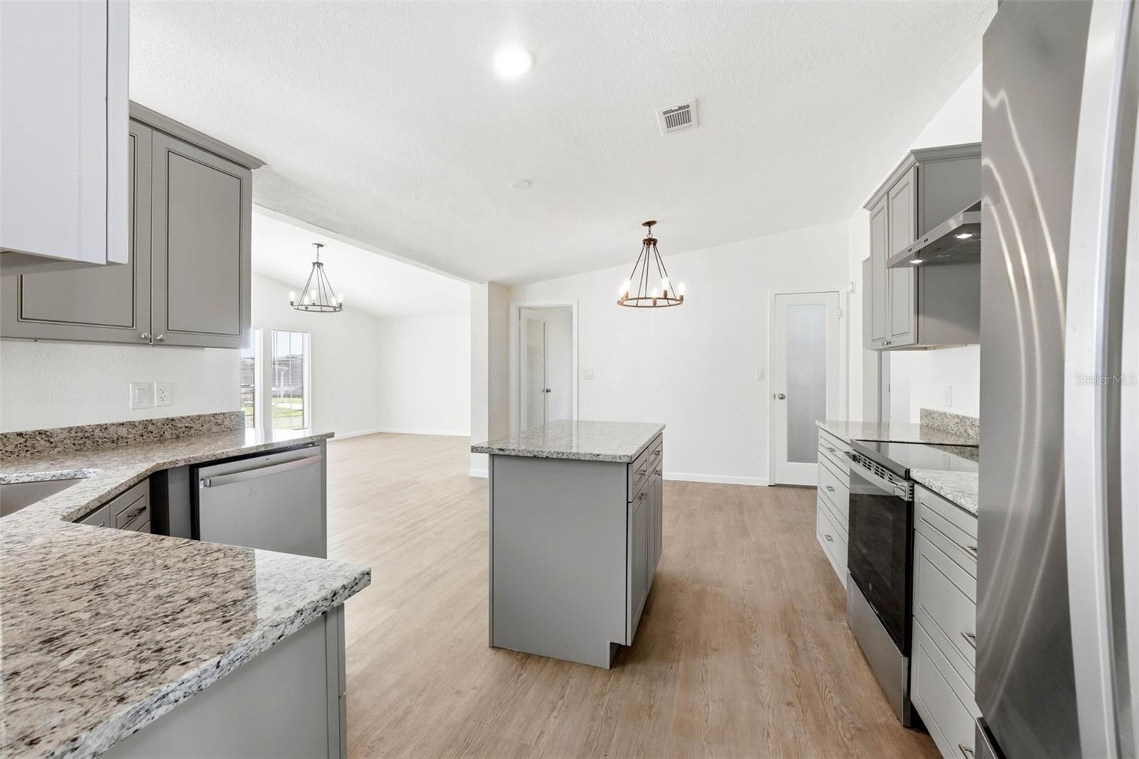 5180 LEXINGTON CIR, WILDWOOD, FL, 34785