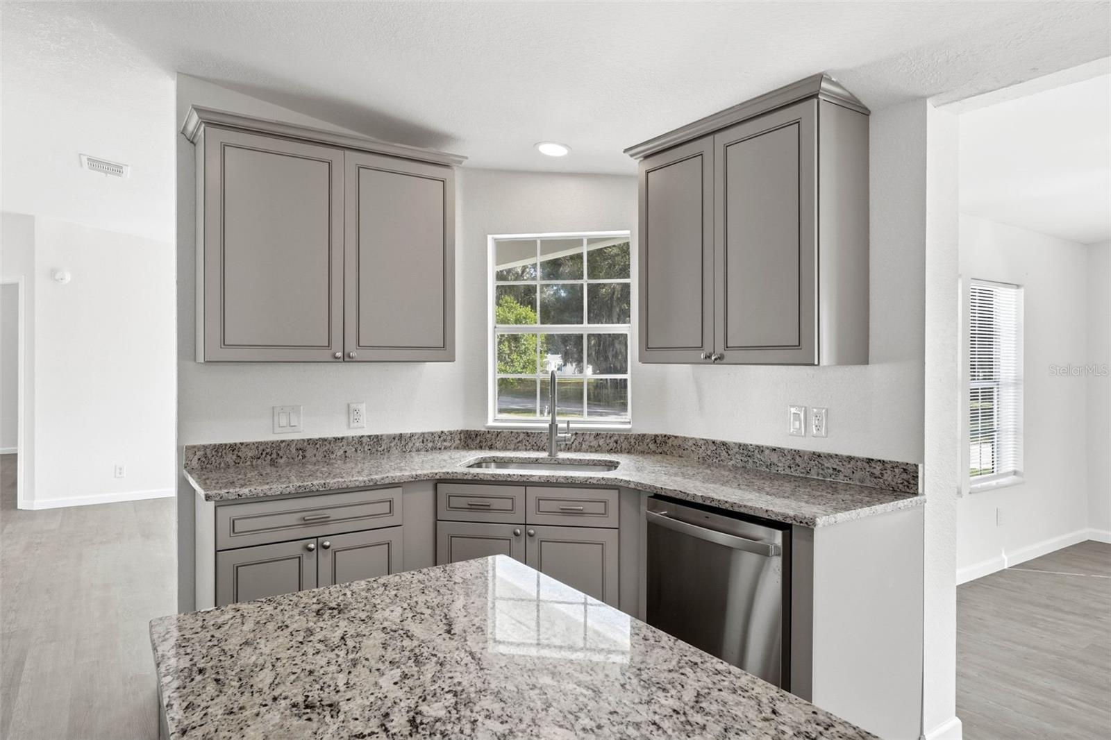 5180 LEXINGTON CIR, WILDWOOD, FL, 34785