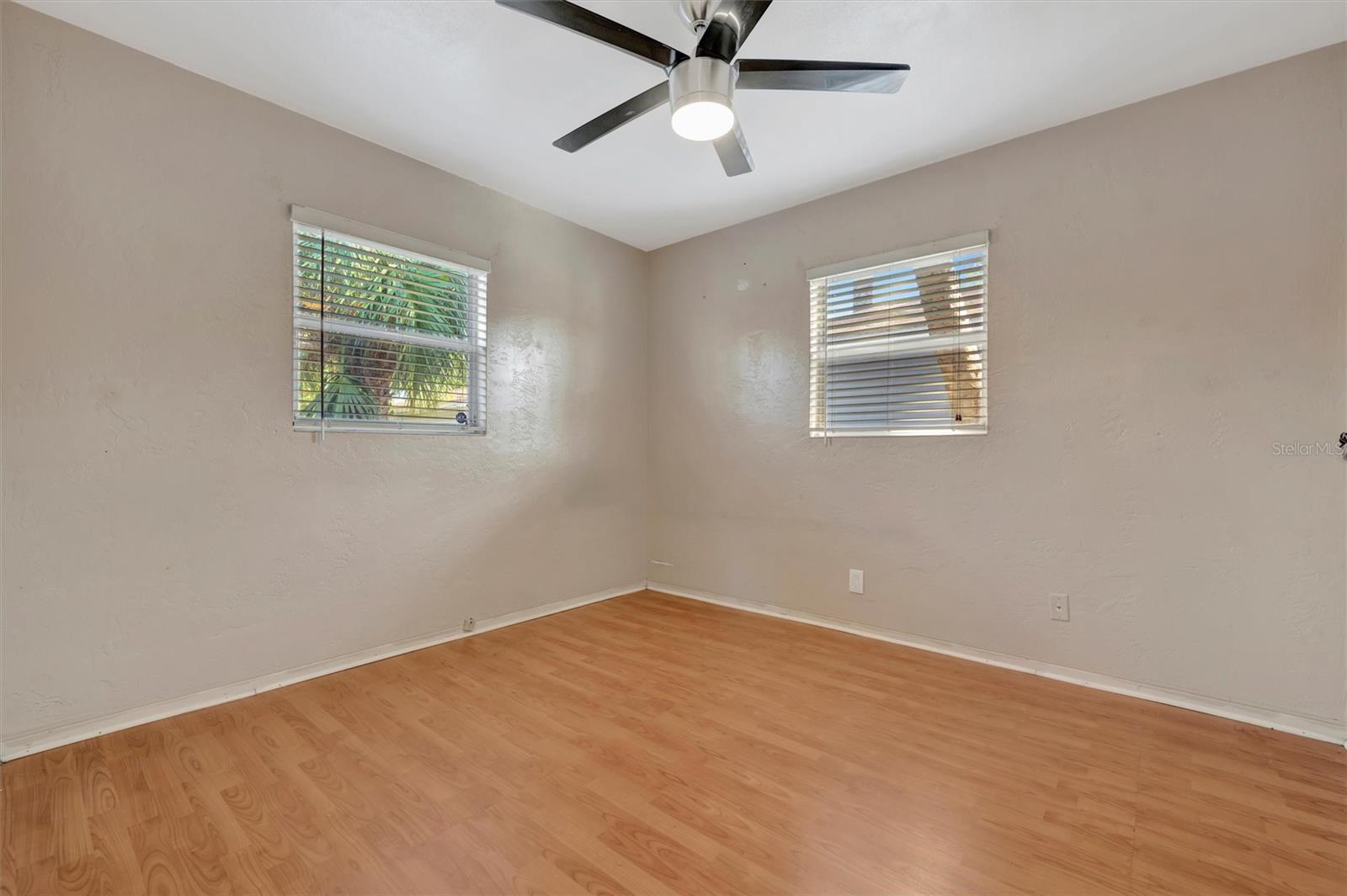 4063 2ND AVE S, ST PETERSBURG, FL, 33711