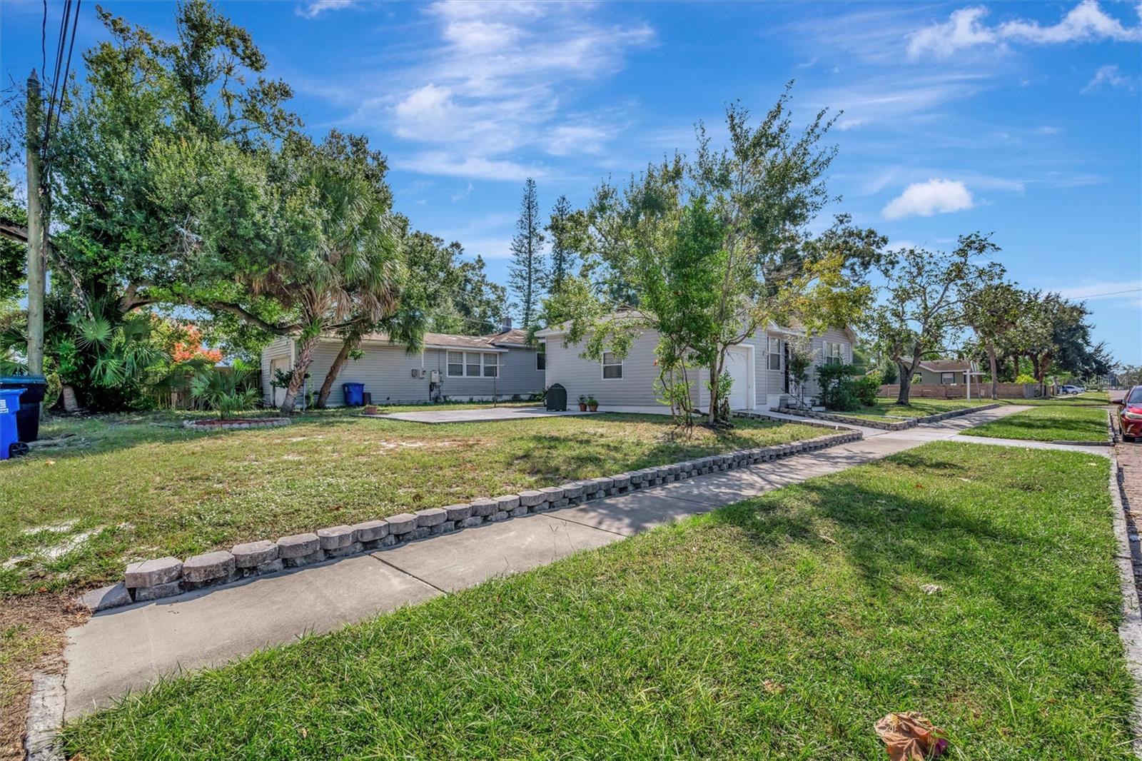 4063 2ND AVE S, ST PETERSBURG, FL, 33711