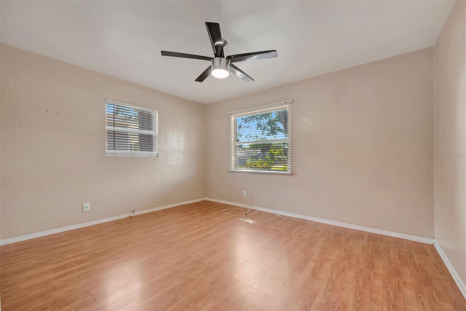 4063 2ND AVE S, ST PETERSBURG, FL, 33711