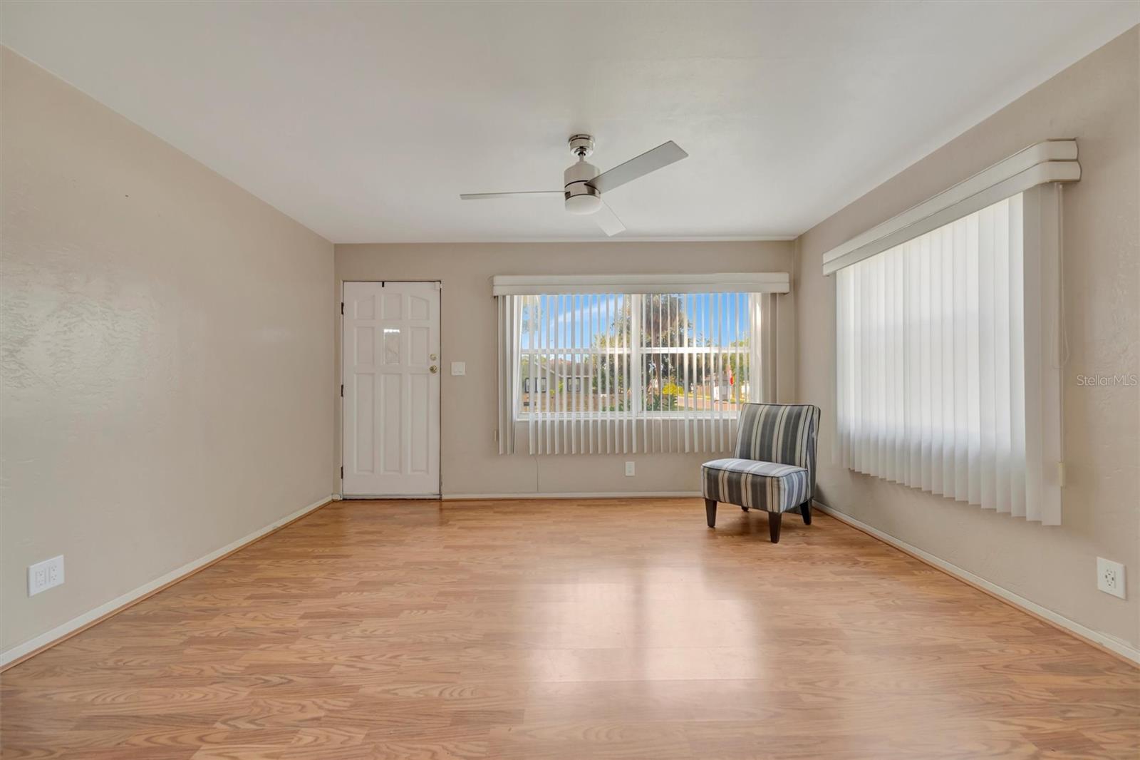 4063 2ND AVE S, ST PETERSBURG, FL, 33711