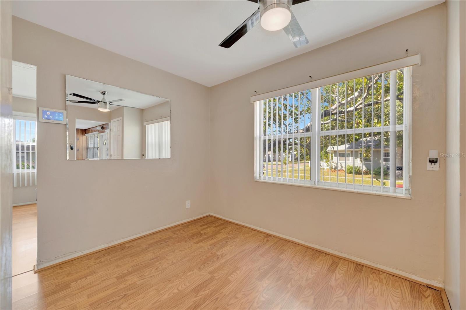 4063 2ND AVE S, ST PETERSBURG, FL, 33711