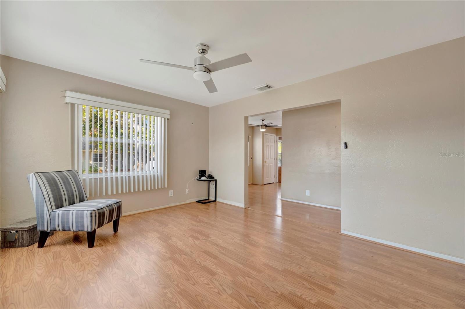 4063 2ND AVE S, ST PETERSBURG, FL, 33711