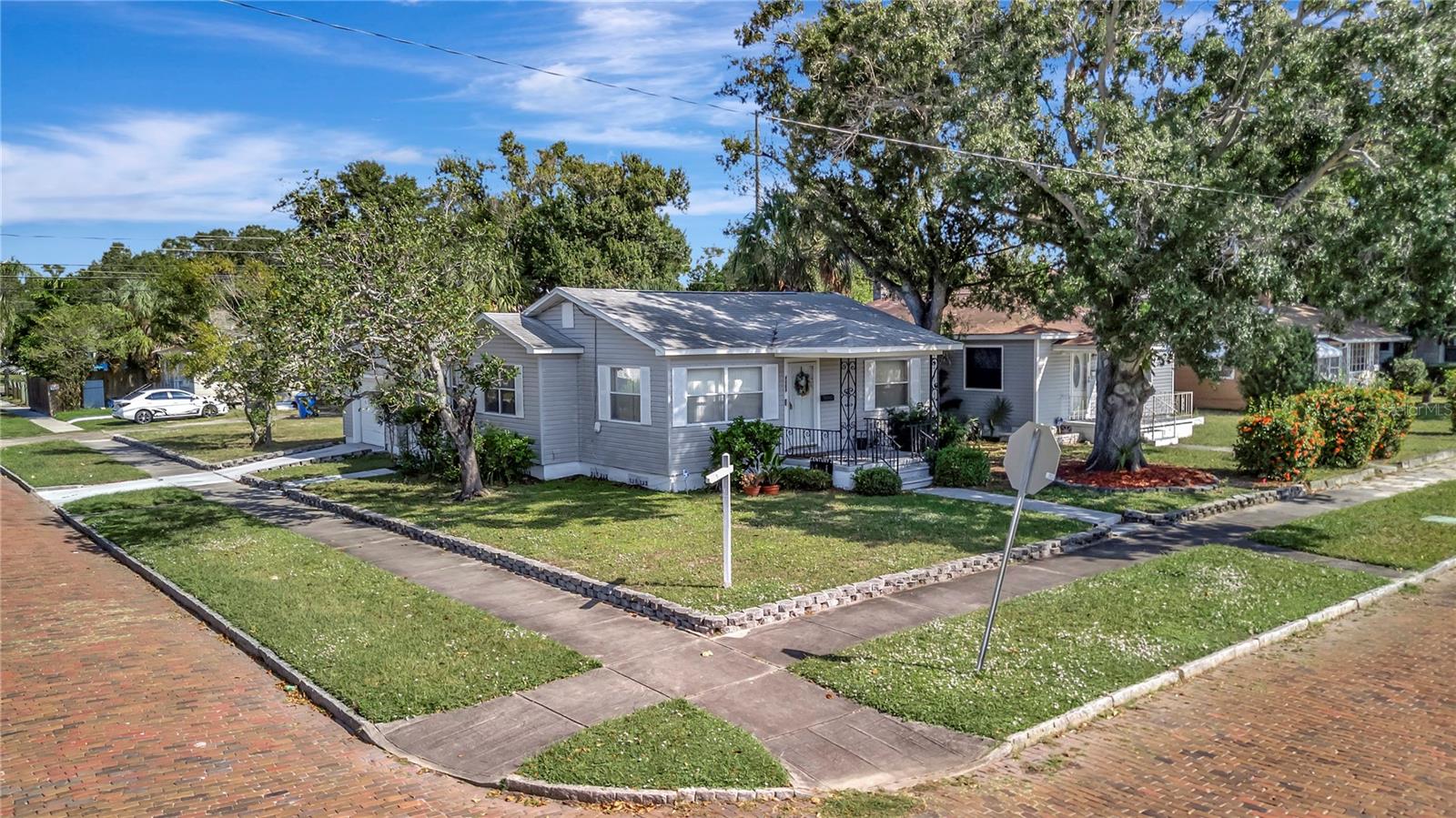 4063 2ND AVE S, ST PETERSBURG, FL, 33711