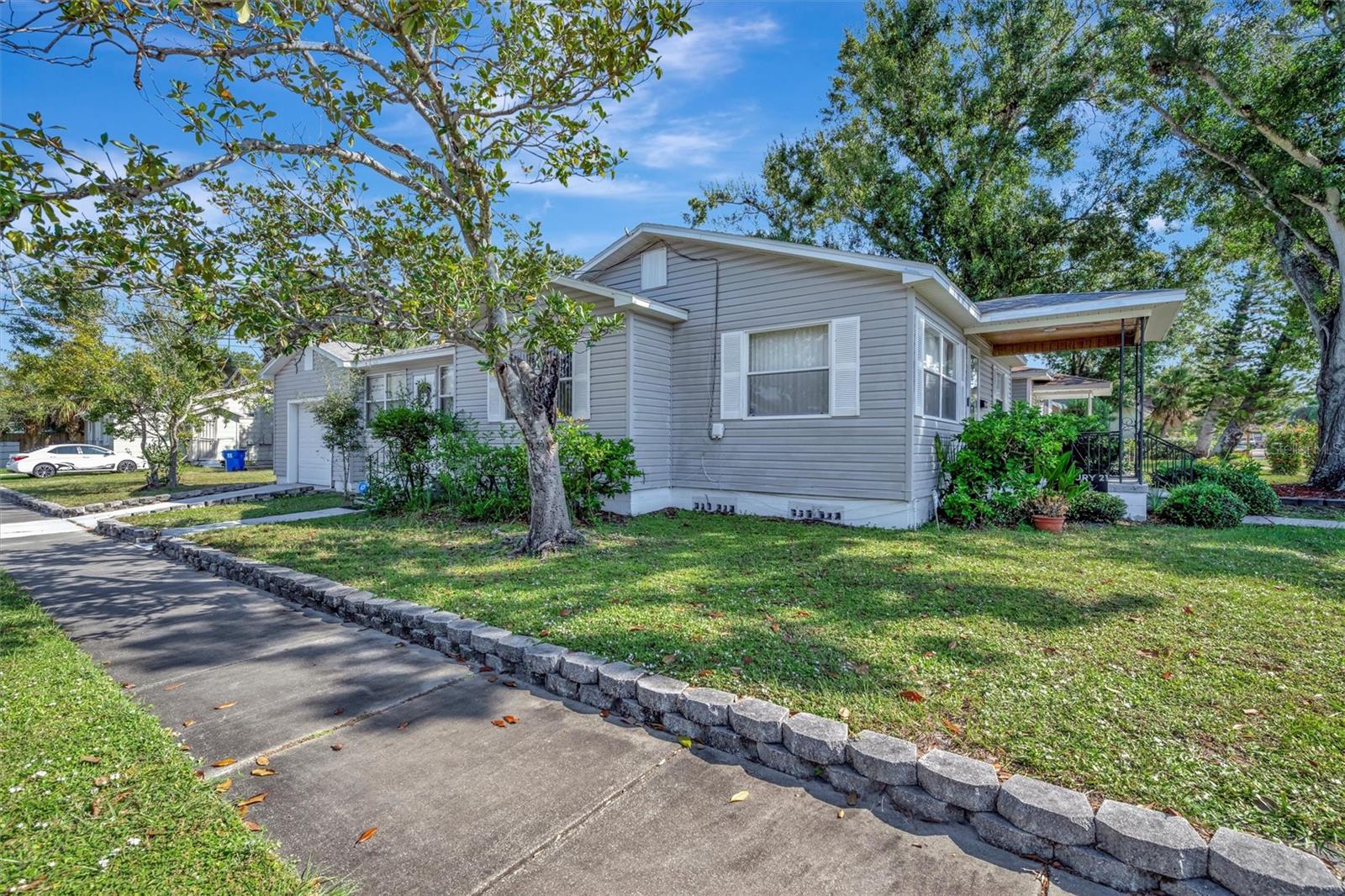 4063 2ND AVE S, ST PETERSBURG, FL, 33711