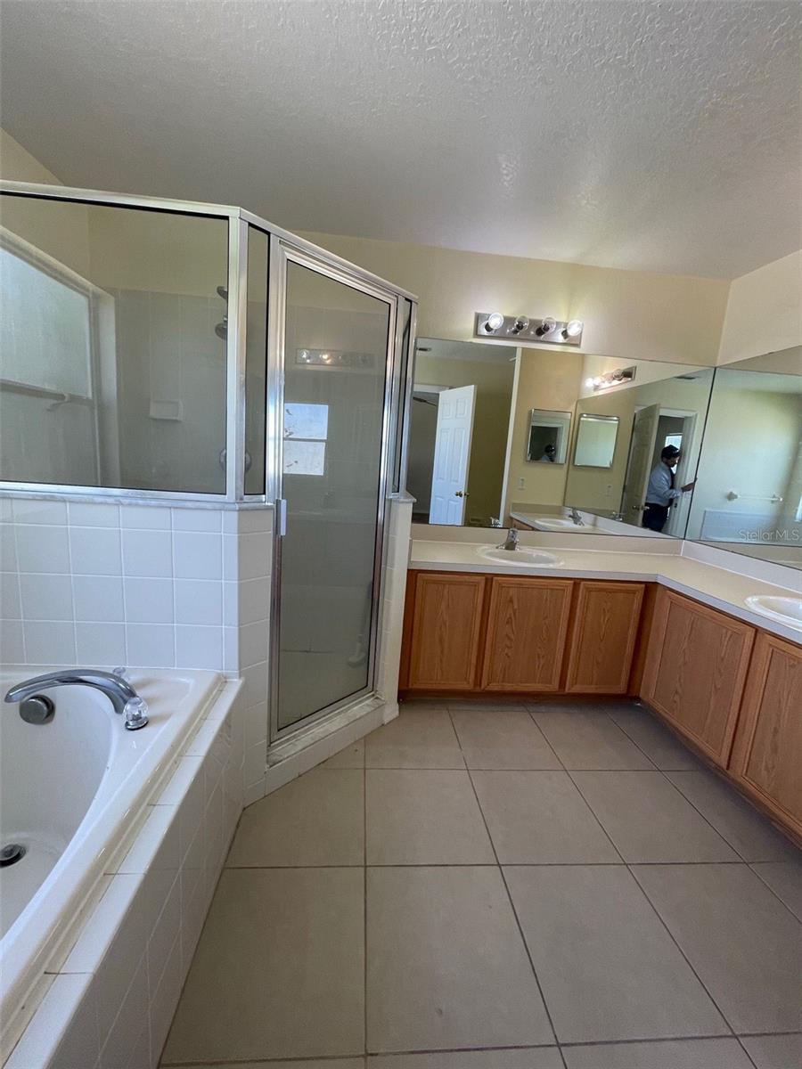 346 MONTGOMERY CT, KISSIMMEE, FL, 34758