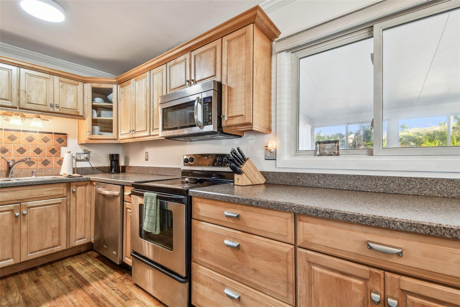 349 SHIRLEY AVE, BELLEAIR, FL, 33756