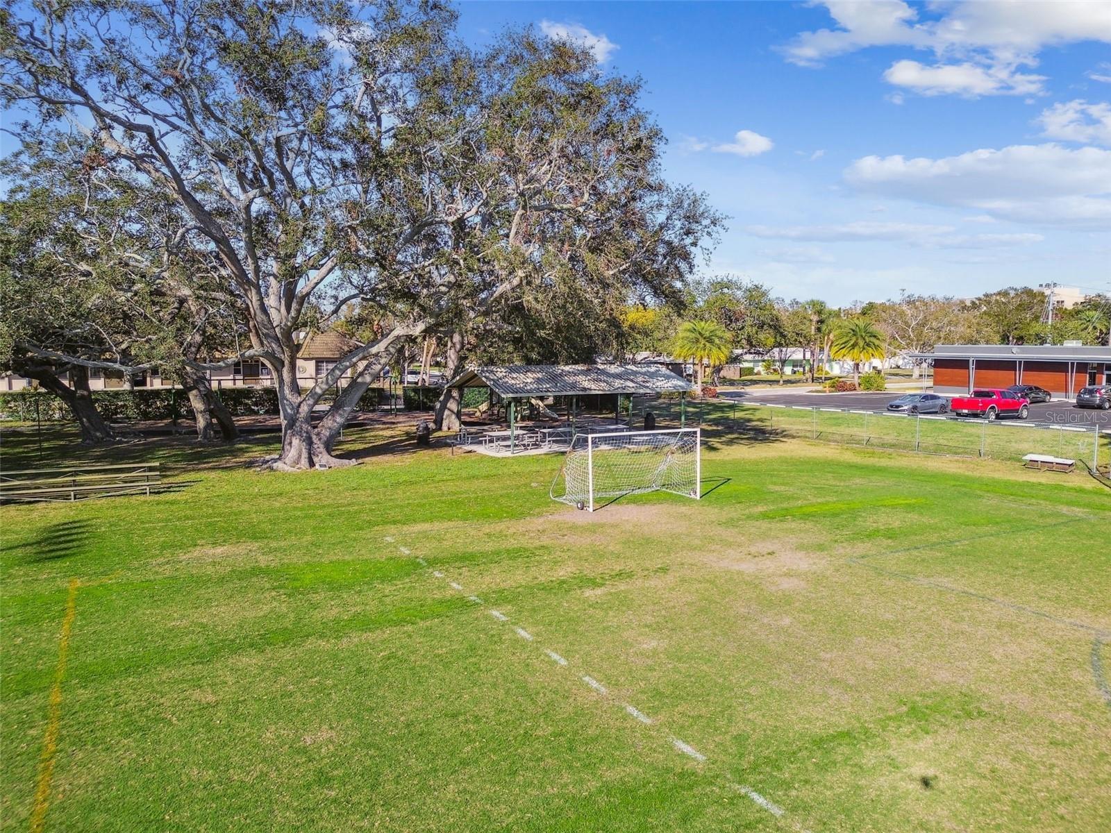 349 SHIRLEY AVE, BELLEAIR, FL, 33756