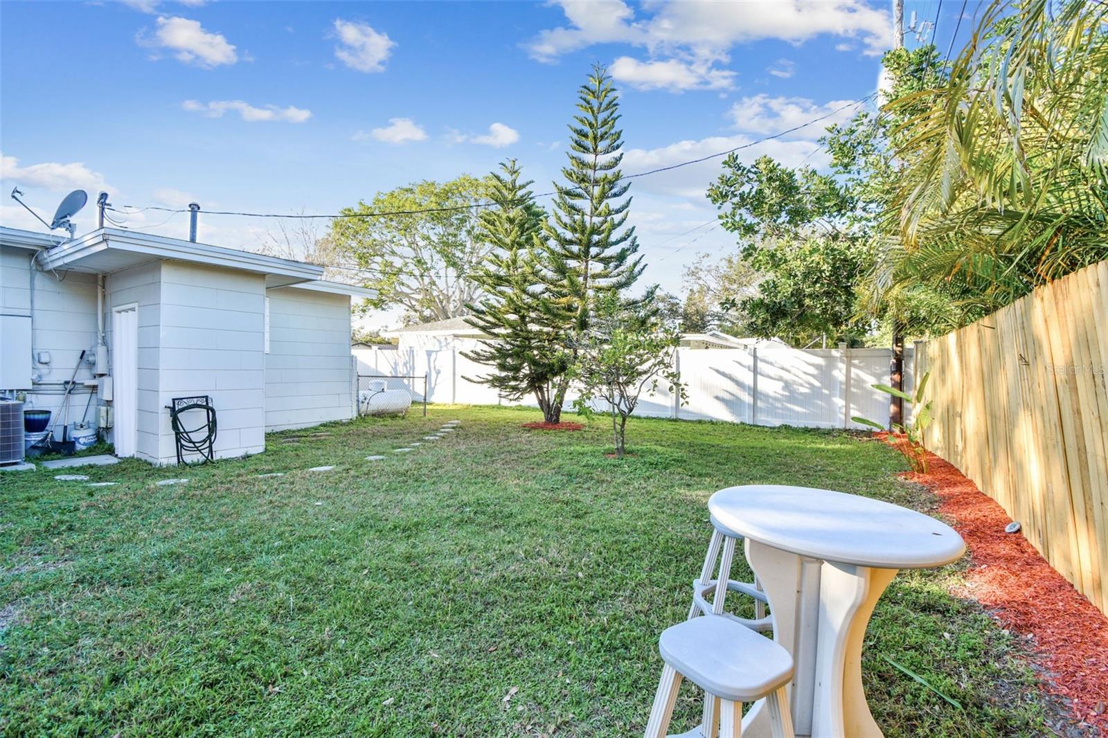 349 SHIRLEY AVE, BELLEAIR, FL, 33756