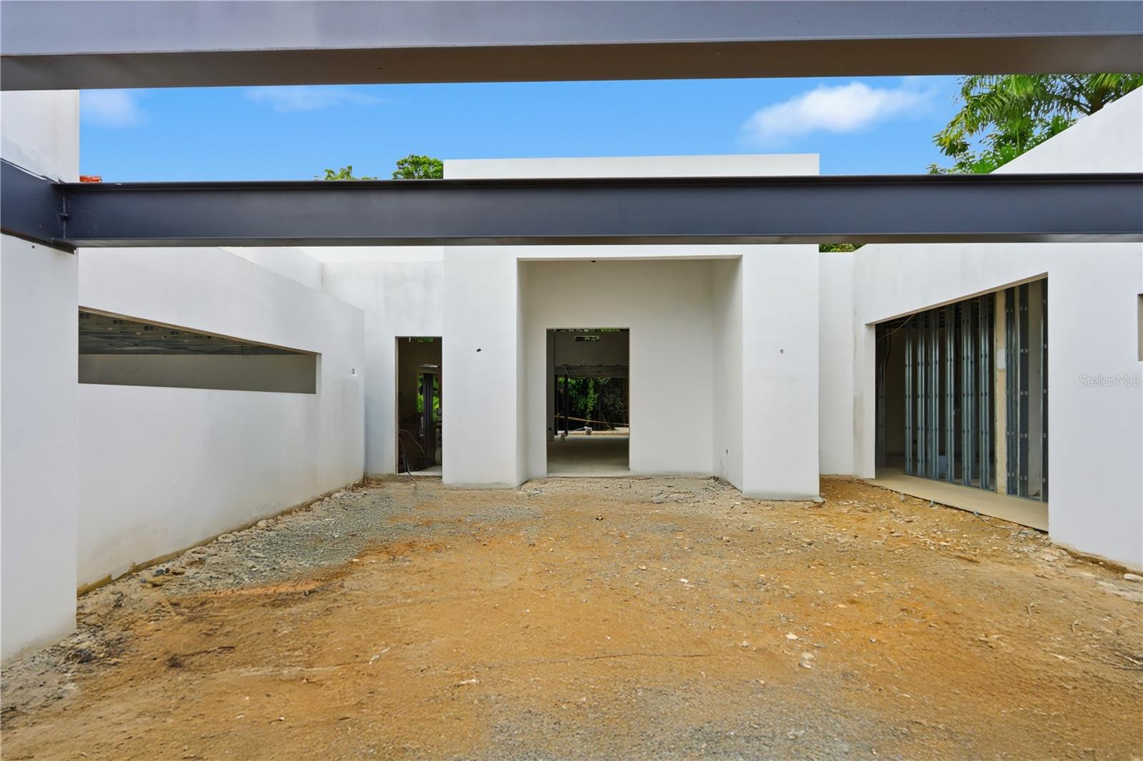 PR9116960 Property Photo