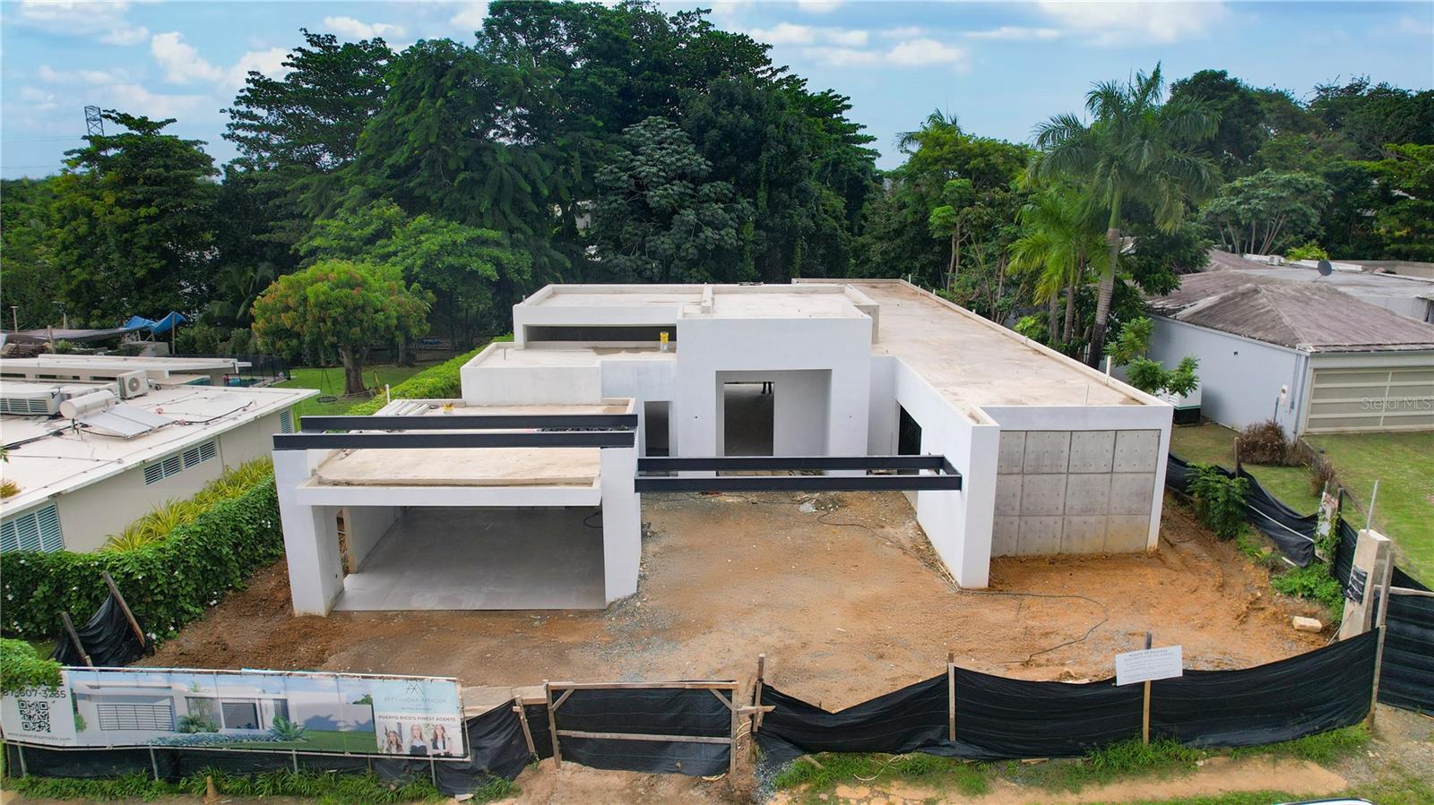 PR9116960 Property Photo