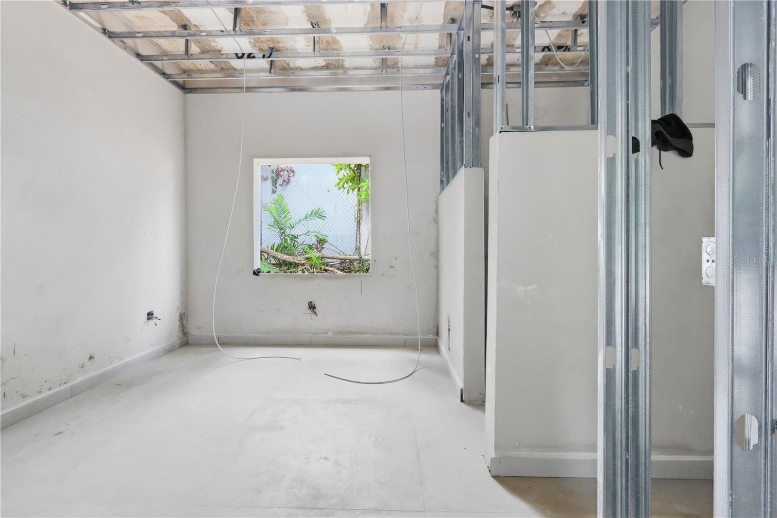 PR9116960 Property Photo