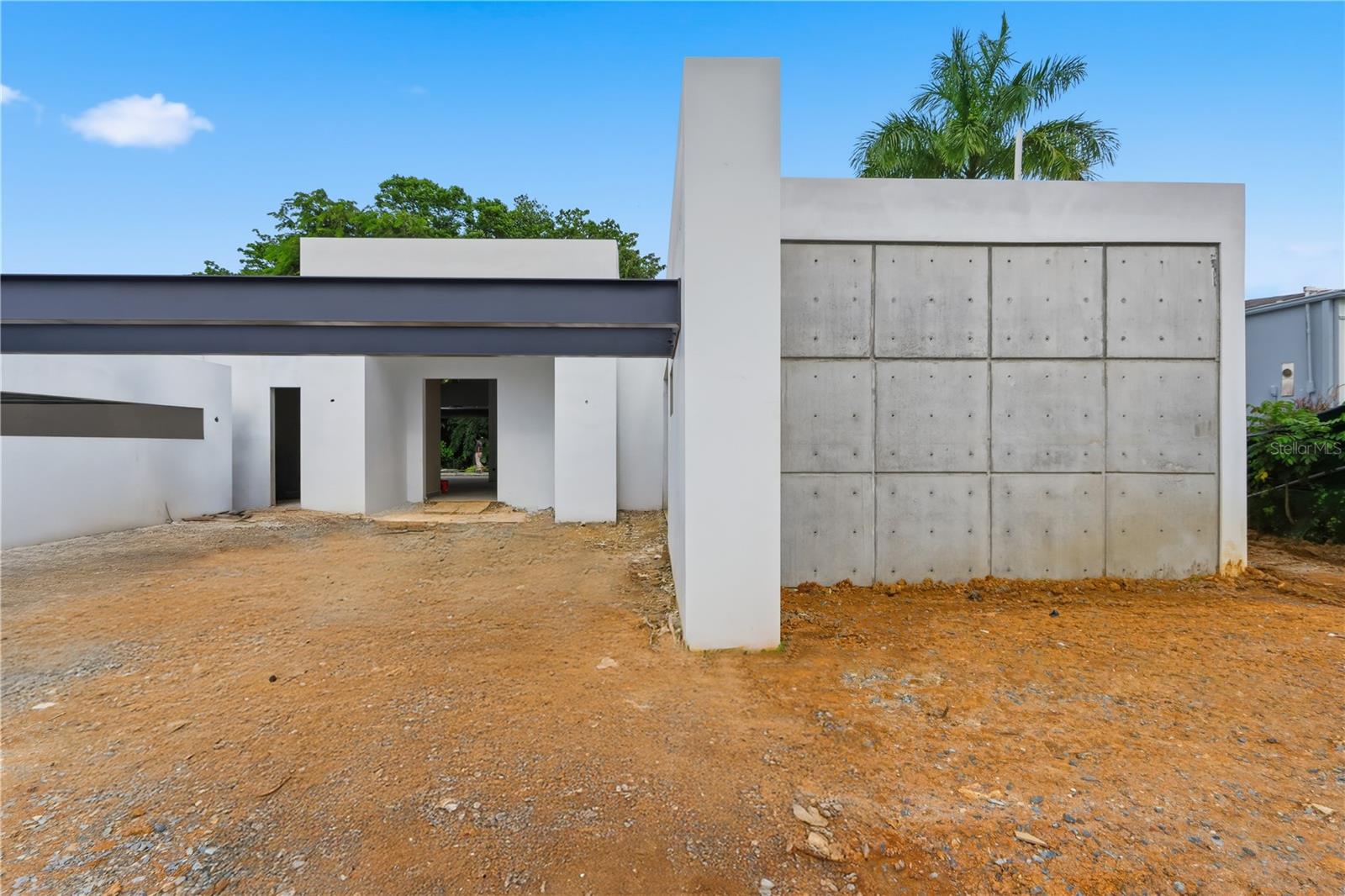 PR9116960 Property Photo