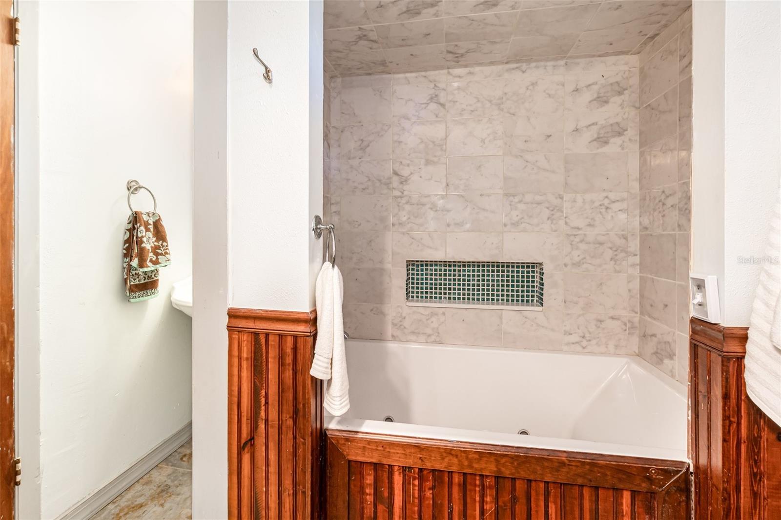 2154 LAKE CHRISTIE DR, ORLANDO, FL, 32809