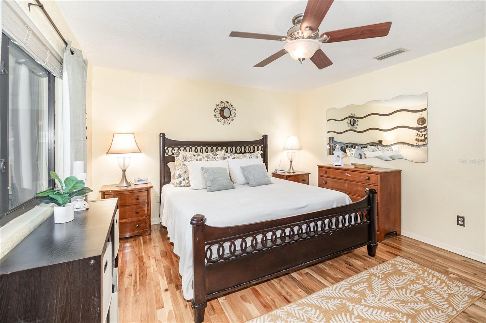 2154 LAKE CHRISTIE DR, ORLANDO, FL, 32809