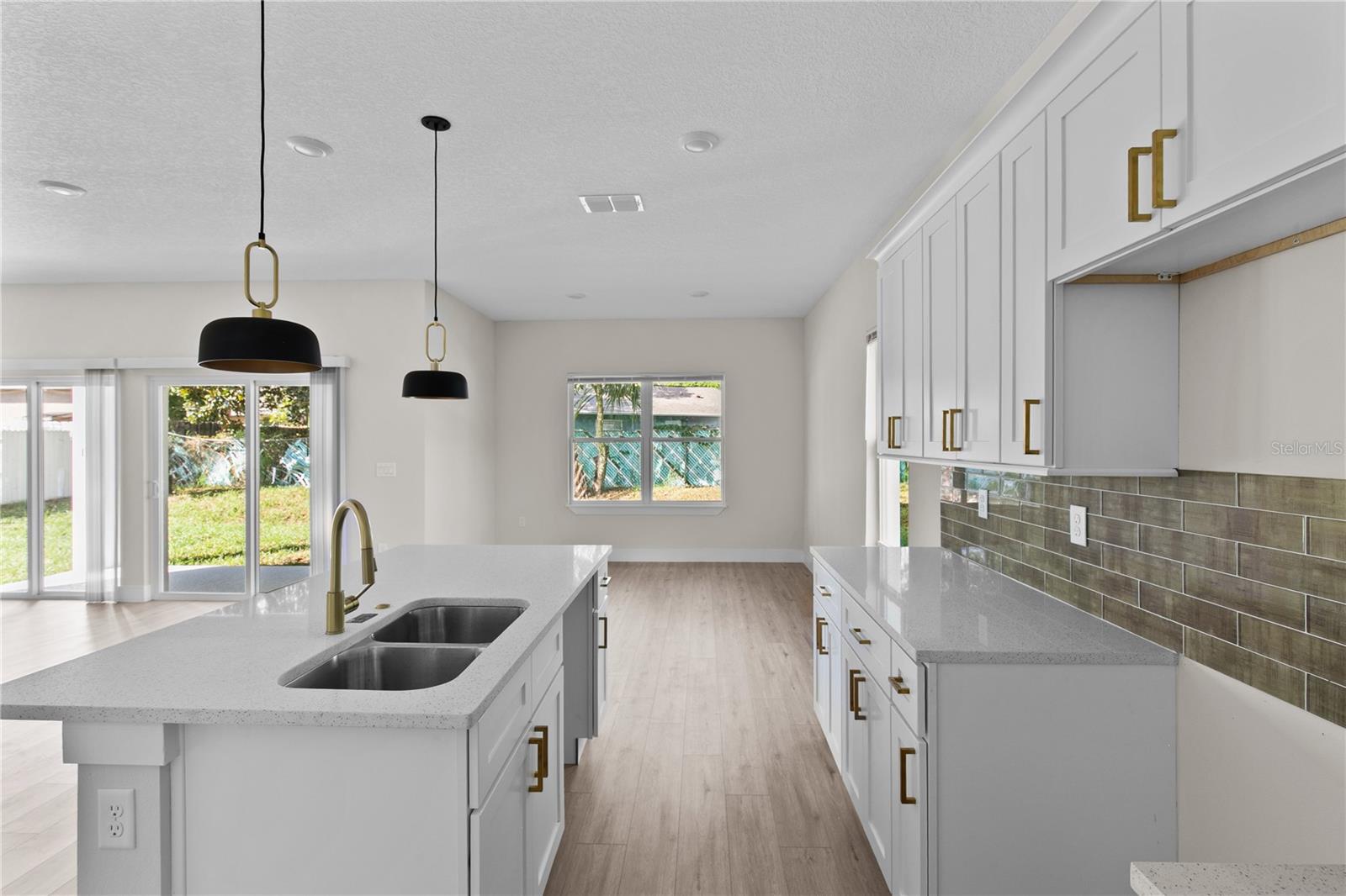 2102 ASHLAND BLVD, ORLANDO, FL, 32808