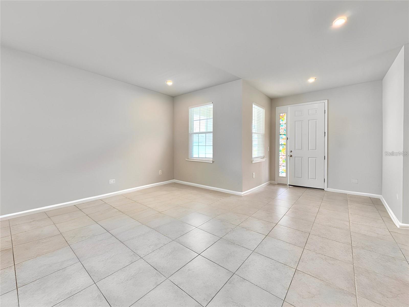 3954 GREAT SMOKEY WAY, APOPKA, FL, 32712