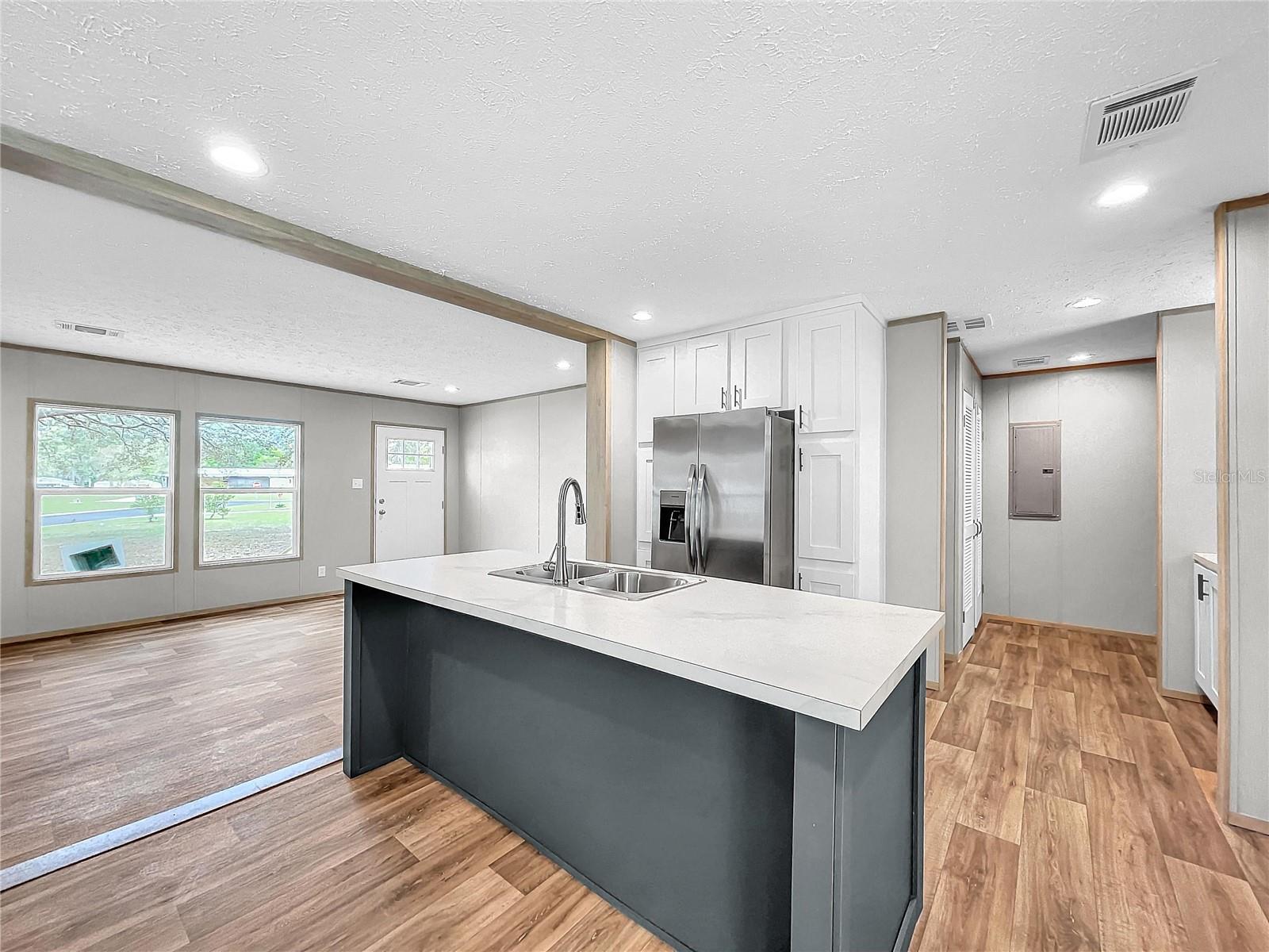 6437 W AKAZIAN LN, HOMOSASSA, FL, 34446