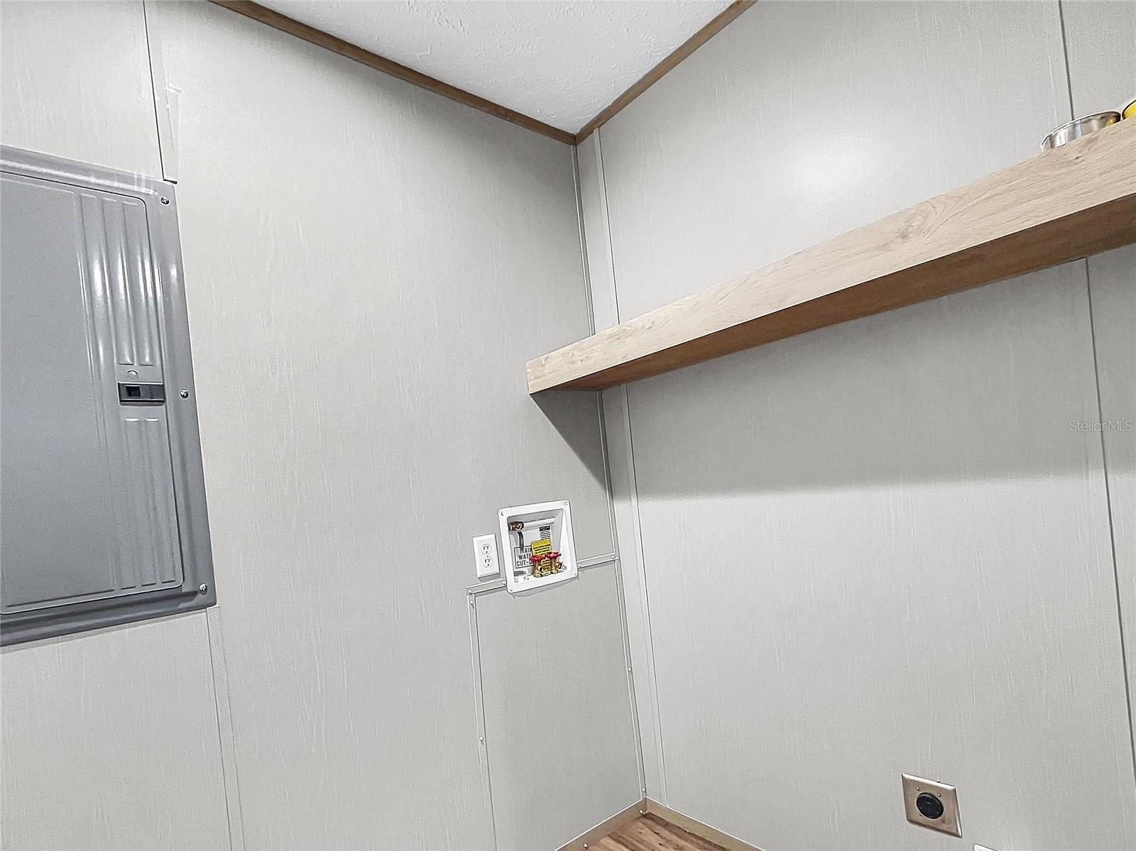 6437 W AKAZIAN LN, HOMOSASSA, FL, 34446