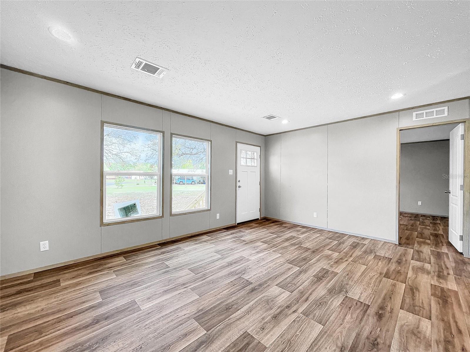 6437 W AKAZIAN LN, HOMOSASSA, FL, 34446