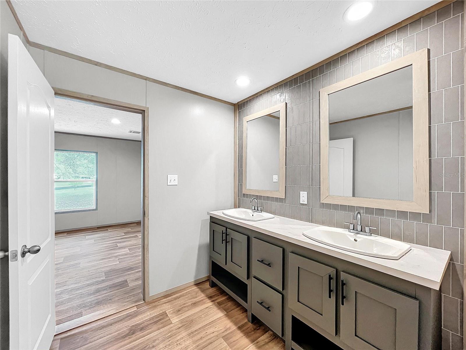 6437 W AKAZIAN LN, HOMOSASSA, FL, 34446