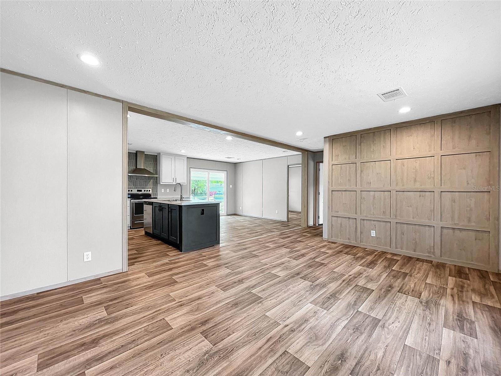 6437 W AKAZIAN LN, HOMOSASSA, FL, 34446