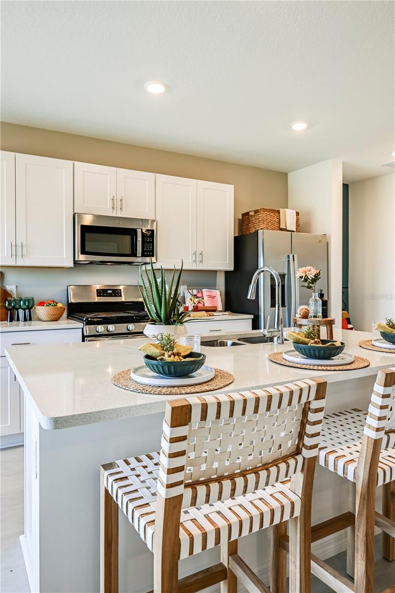 7323 CAPSTONE DR, GROVELAND, FL, 34736