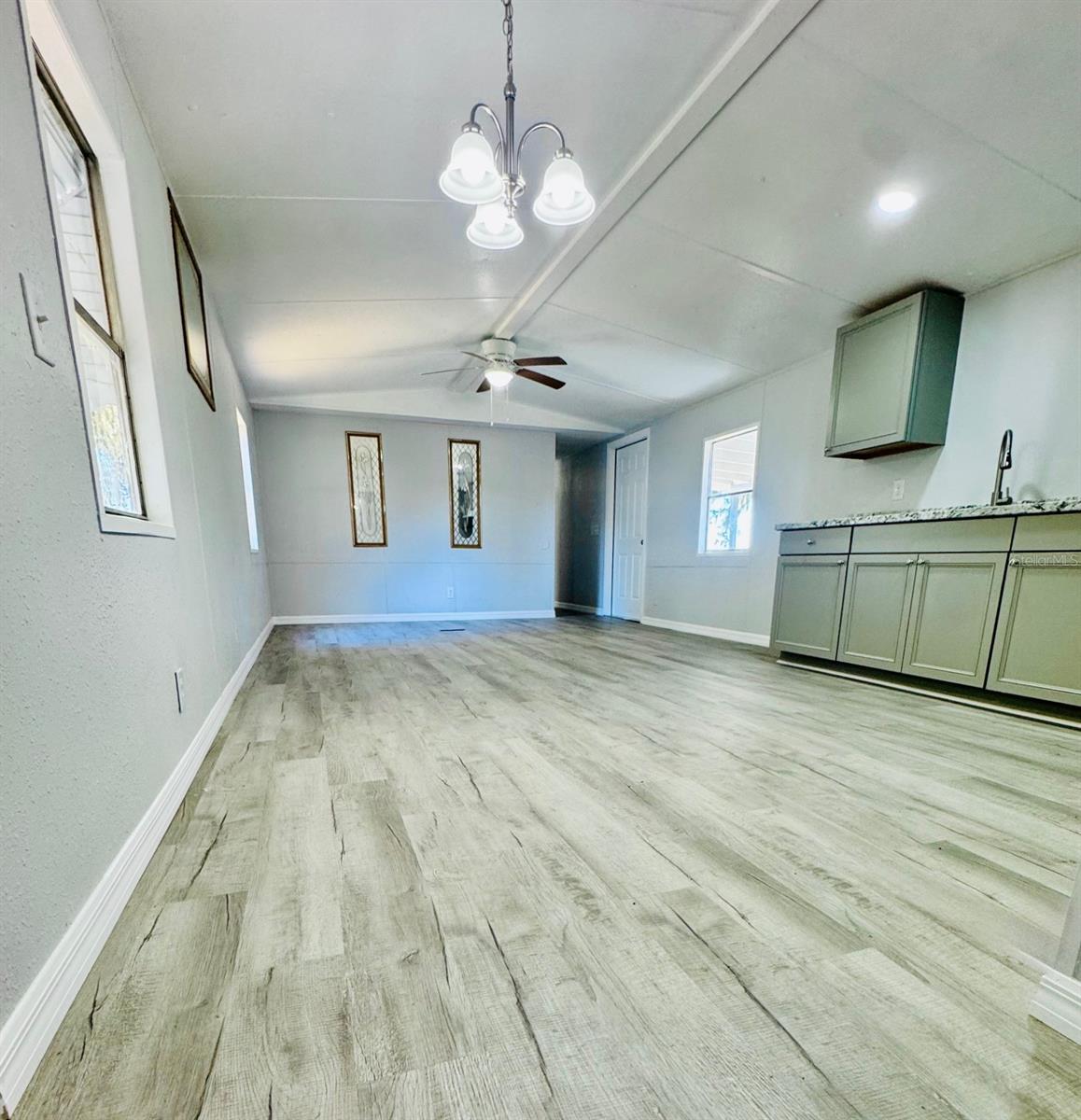 688 4TH ST, POLK CITY, FL, 33868