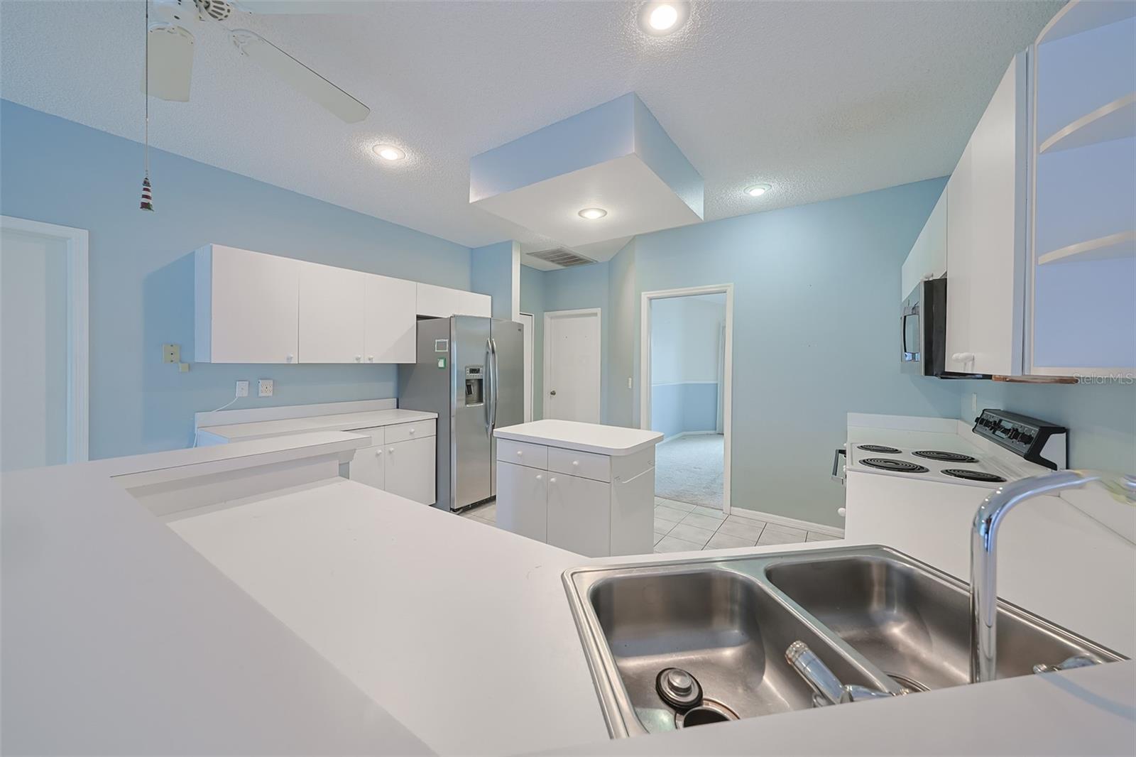 352 CALOOSA PALMS CT, SUN CITY CENTER, FL, 33573