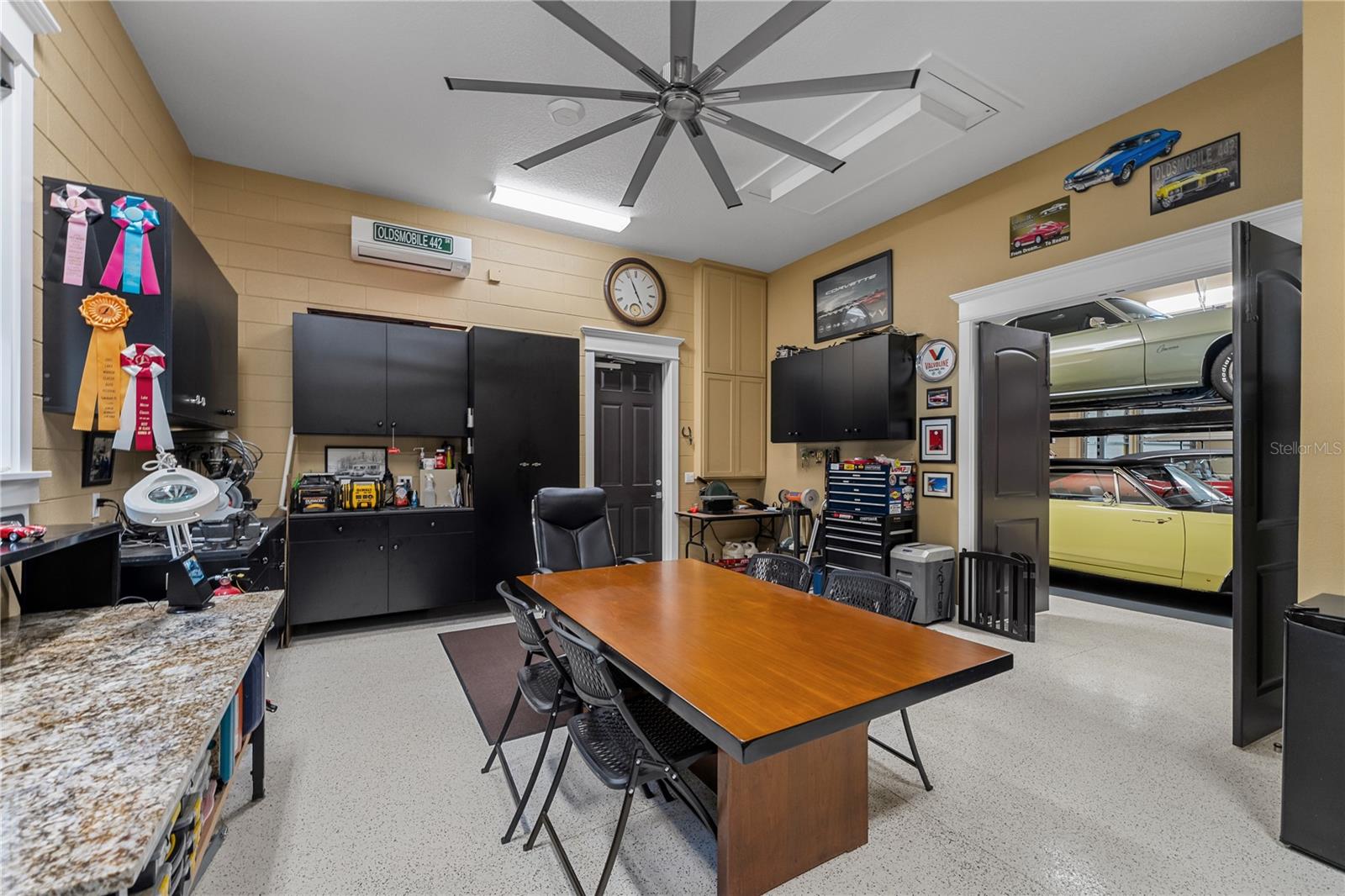 414 MEANDERING WAY, POLK CITY, FL, 33868