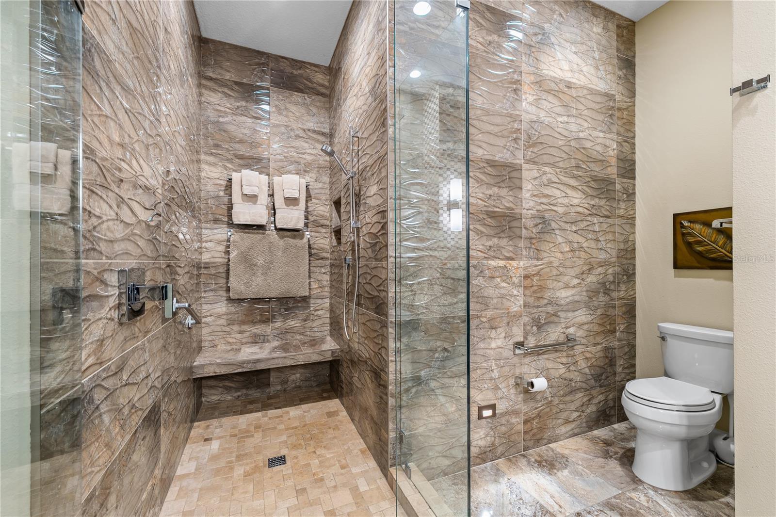 414 MEANDERING WAY, POLK CITY, FL, 33868