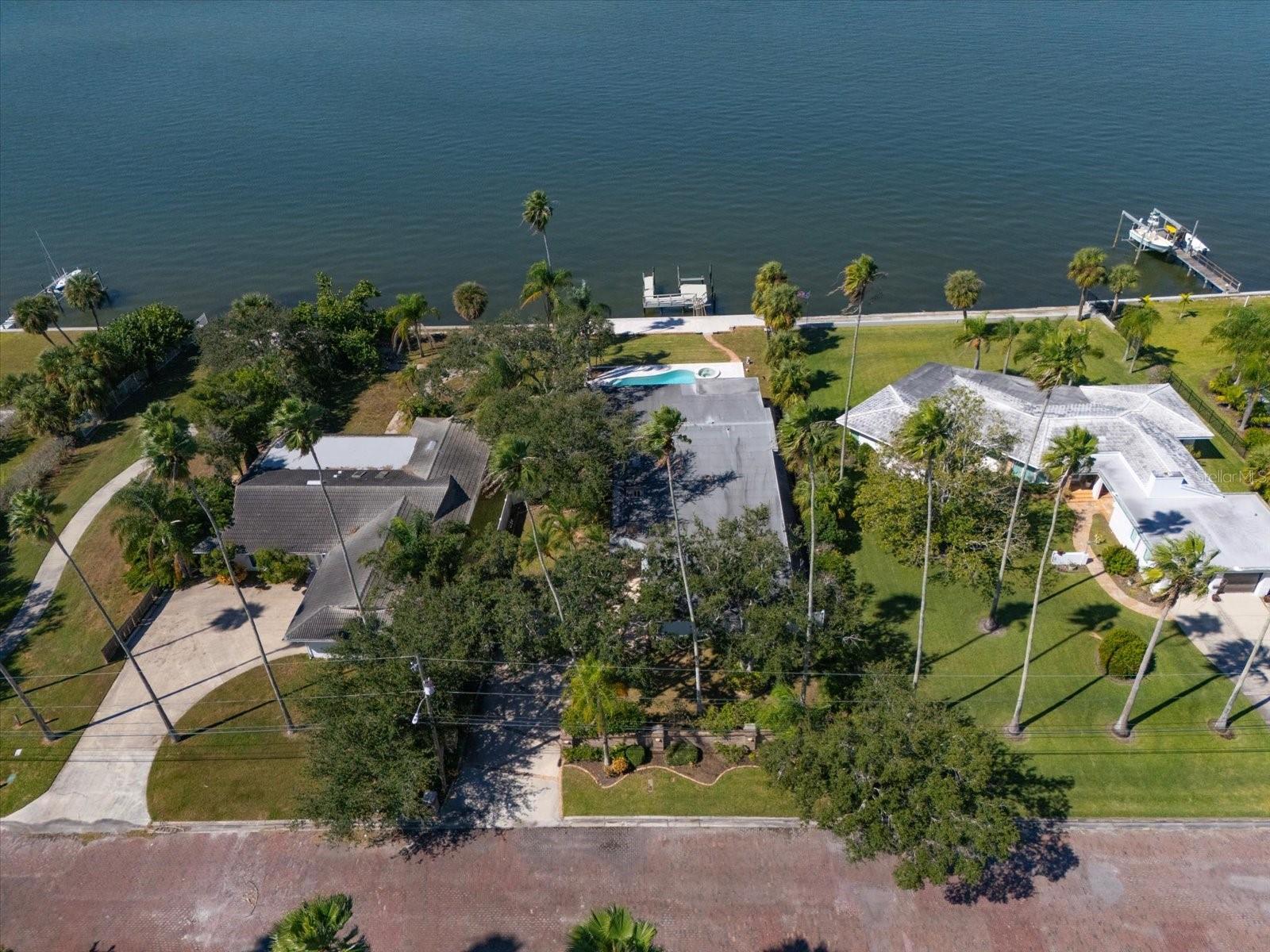 1614 SANTA BARBARA DR, DUNEDIN, FL, 34698