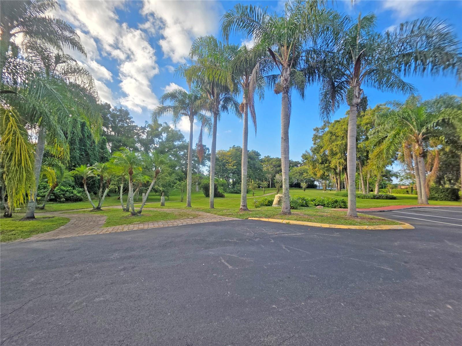 3990 VERSAILLES DR #3990C, ORLANDO, FL, 32808