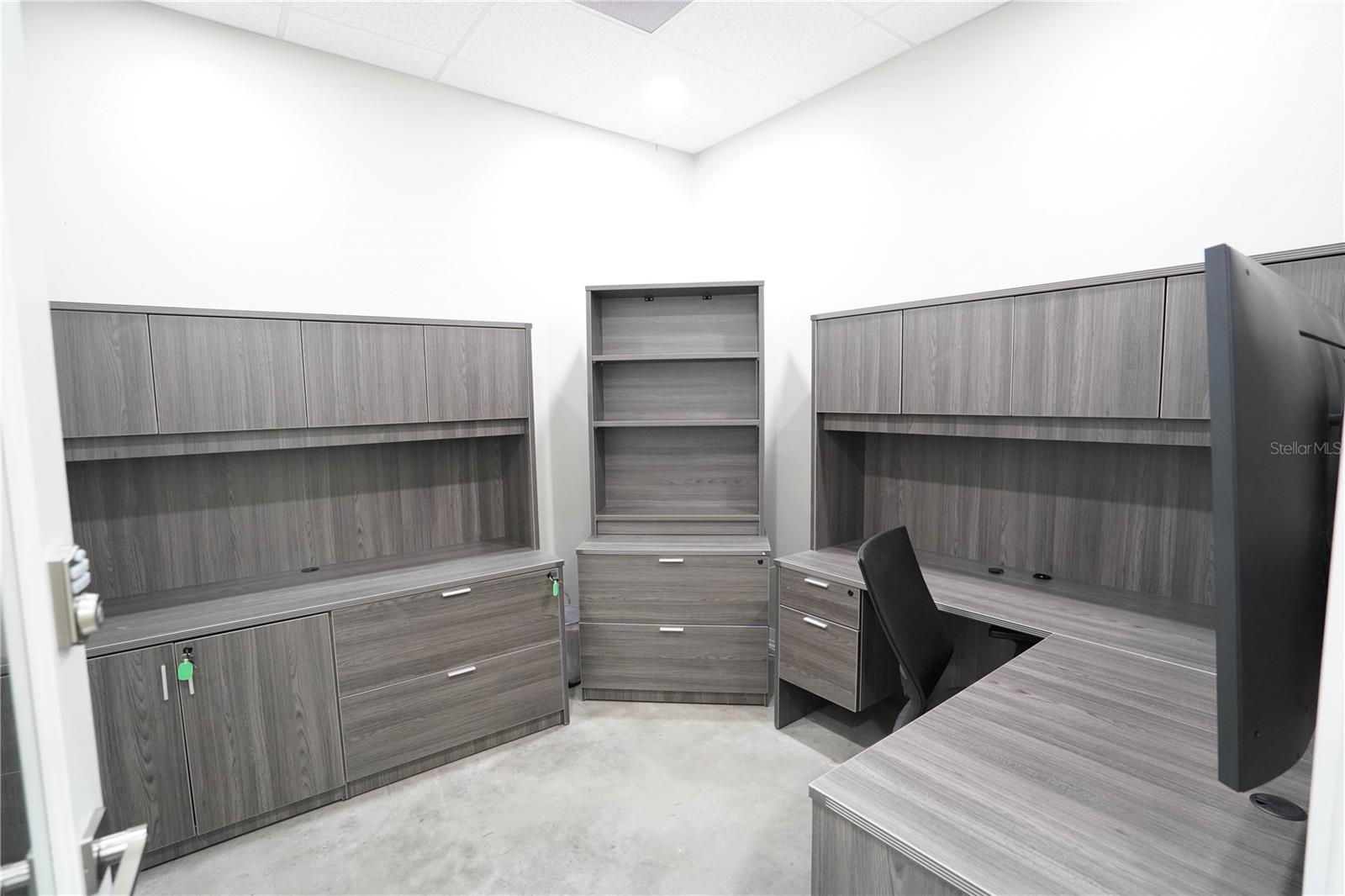 2548 30TH AVE N, ST PETERSBURG, FL, 33713