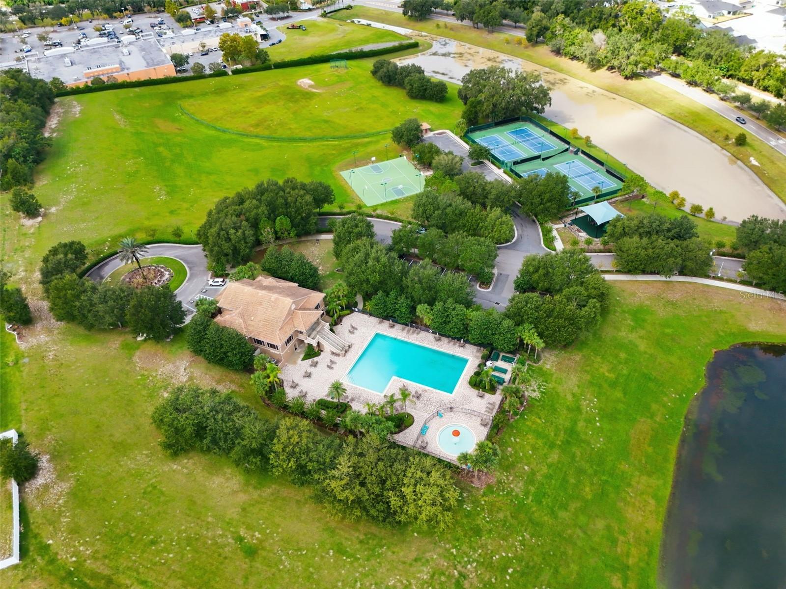 4850 ROYCE DR, MOUNT DORA, FL, 32757