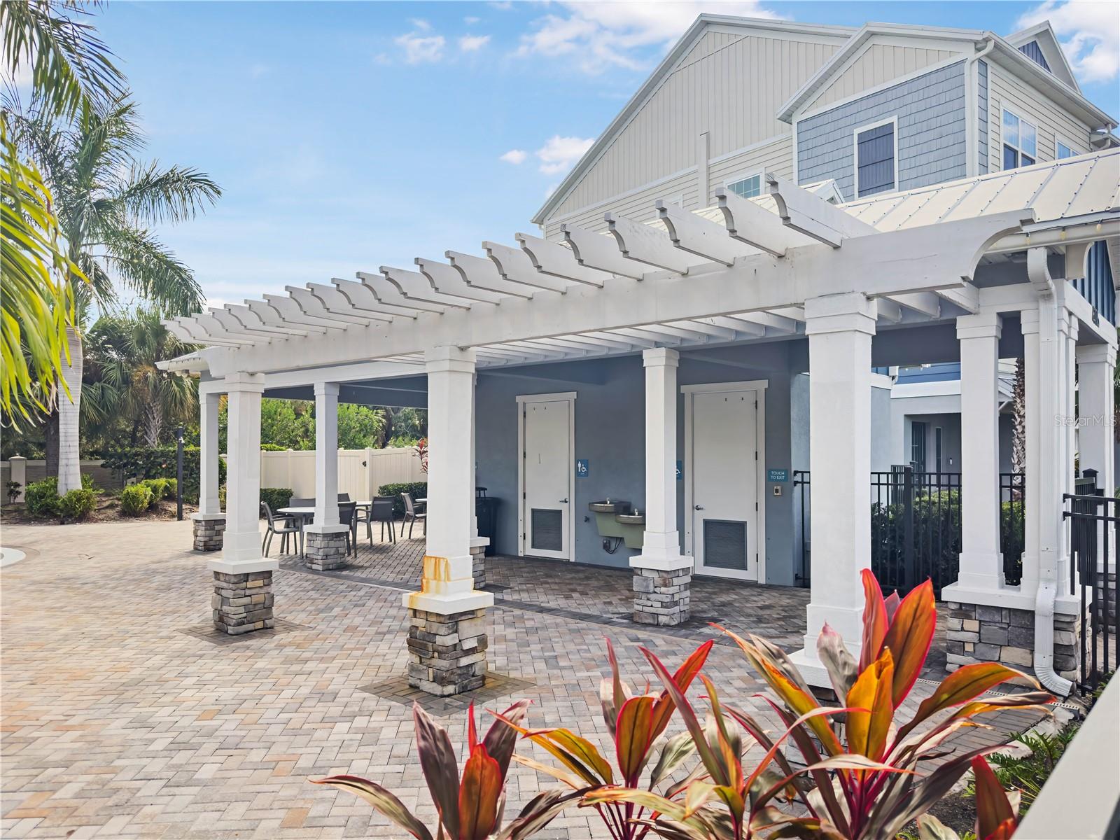 4055 ROCKY SHORES DR, TAMPA, FL, 33634