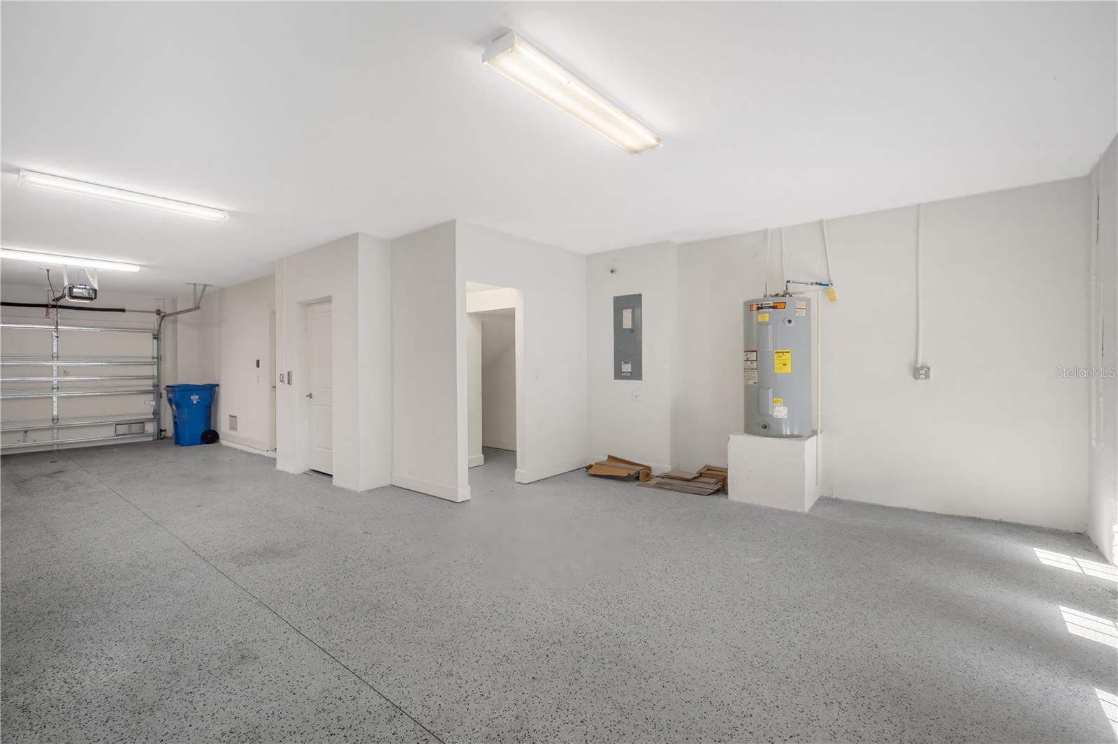 4055 ROCKY SHORES DR, TAMPA, FL, 33634