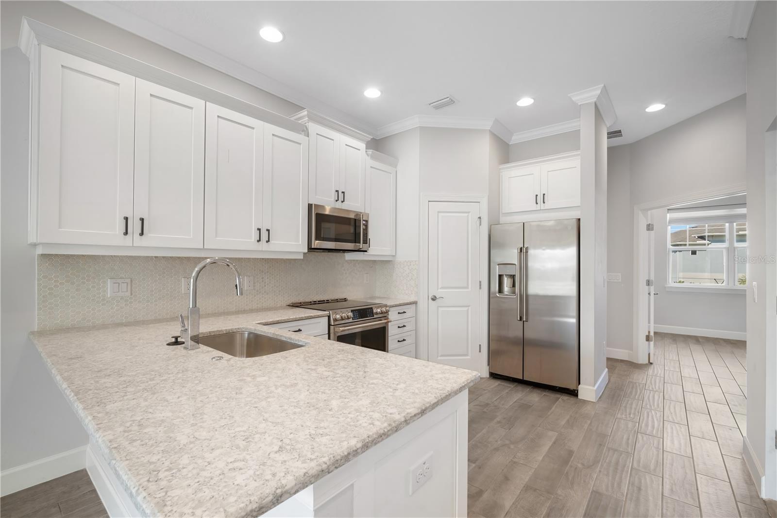 4055 ROCKY SHORES DR, TAMPA, FL, 33634