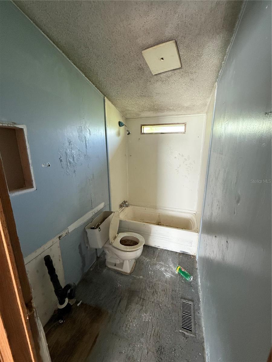 13530 COUNTY ROAD 109E-1, LADY LAKE, FL, 32159