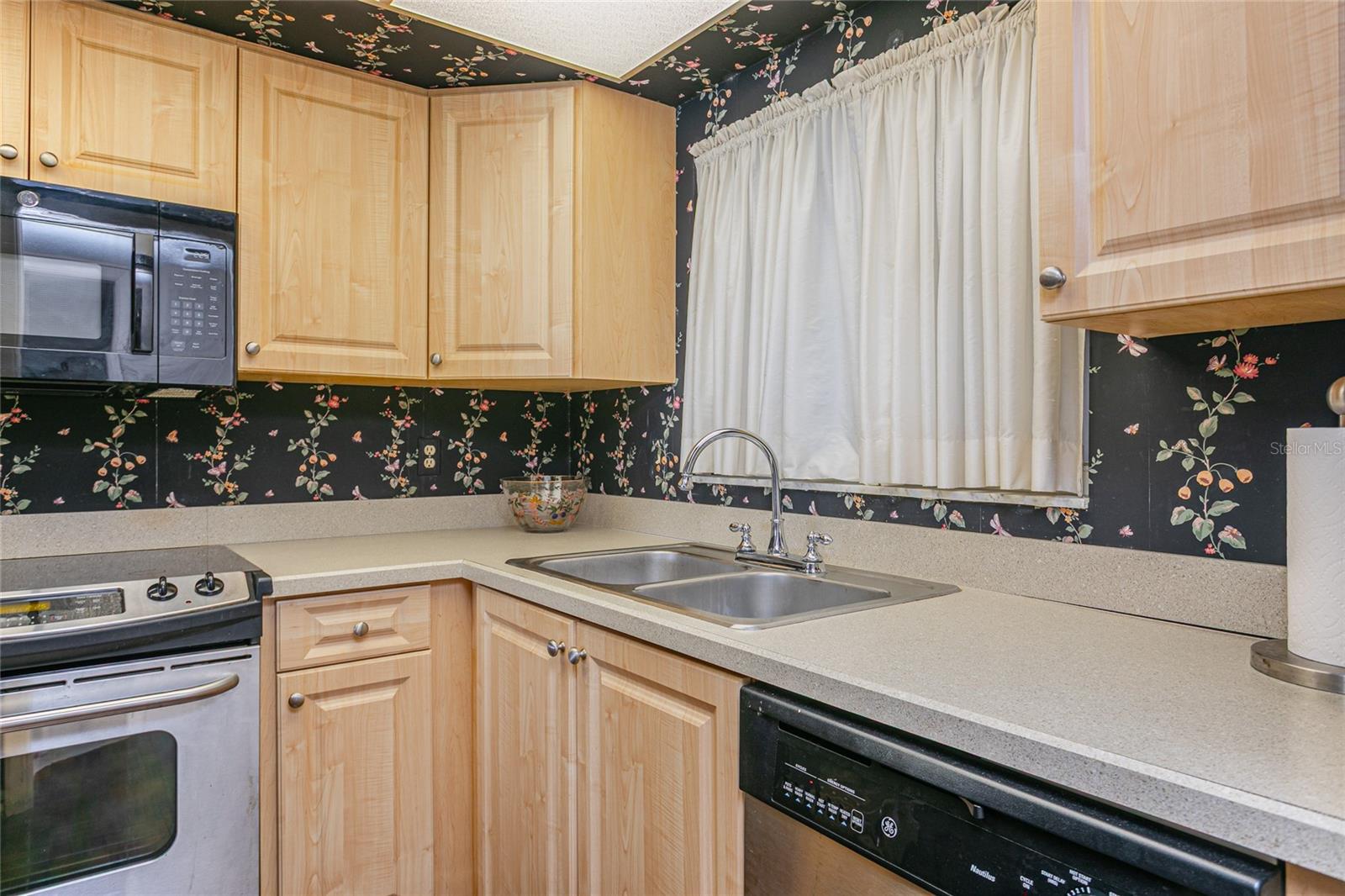 633 ALHAMBRA RD #605, VENICE, FL, 34285