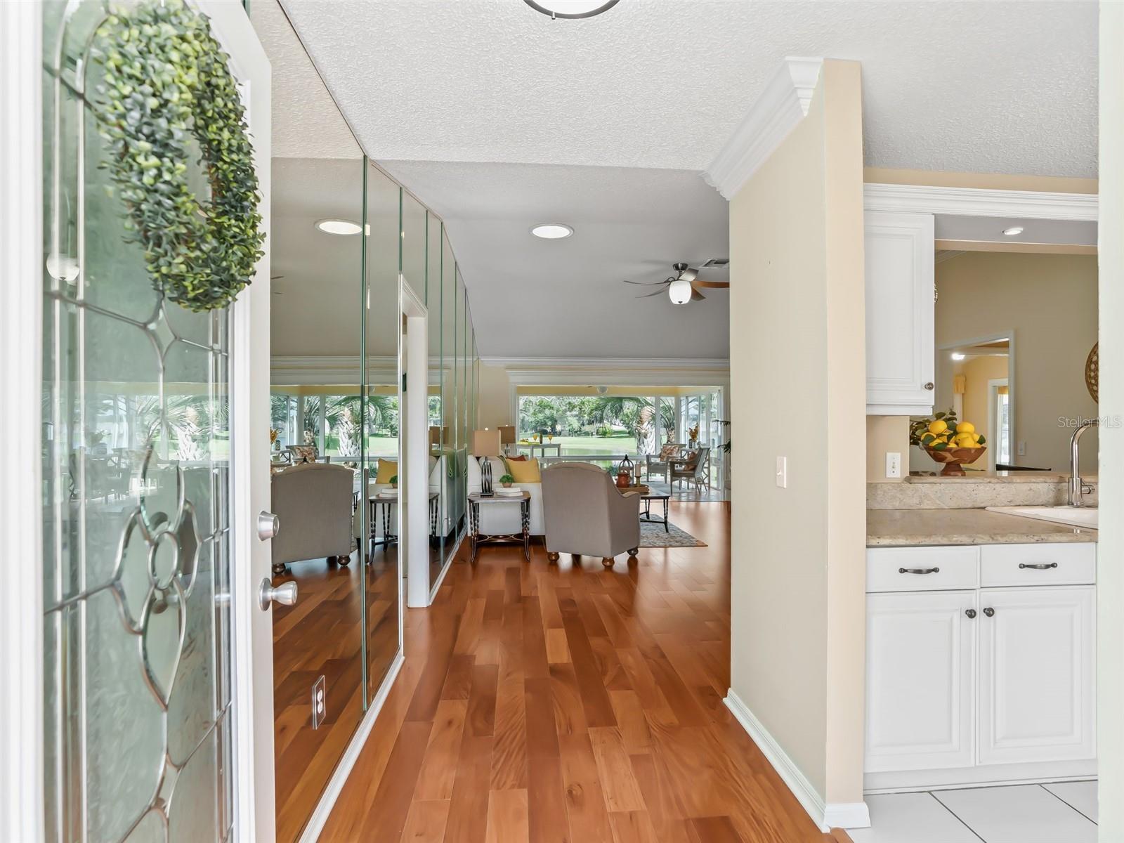 1013 DEL RIO DR, LADY LAKE, FL, 32159