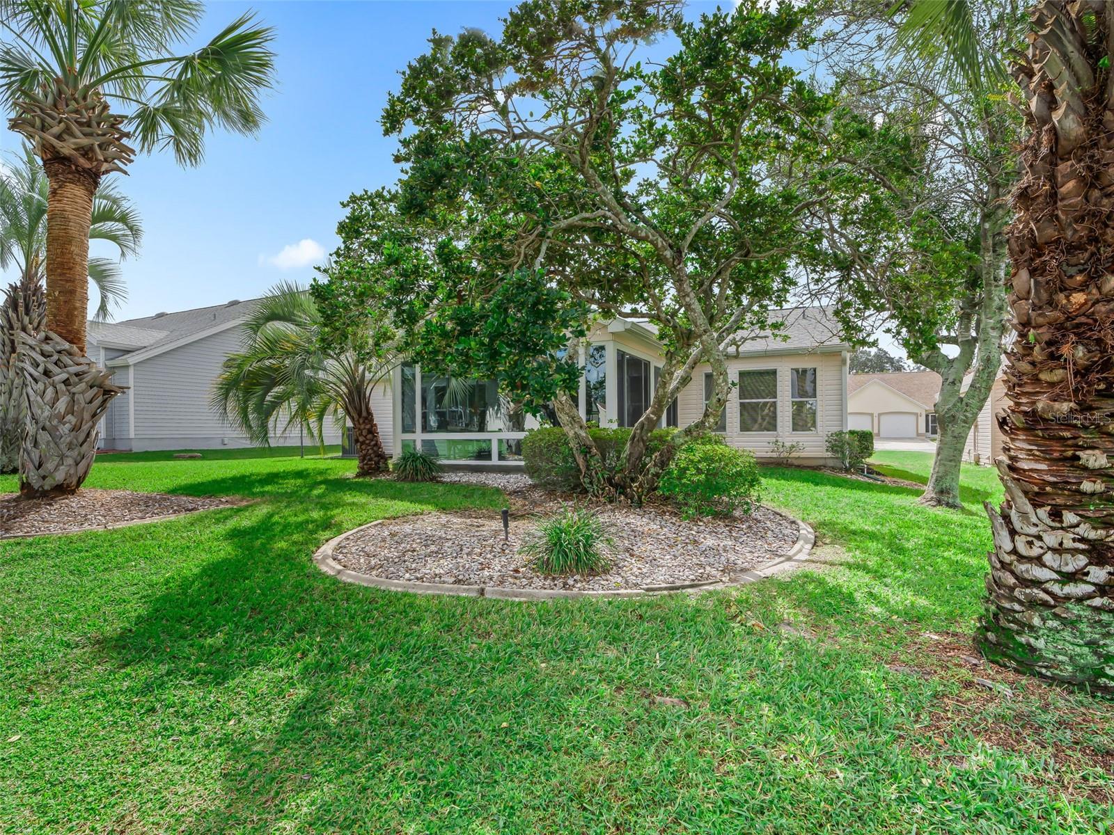 1013 DEL RIO DR, LADY LAKE, FL, 32159