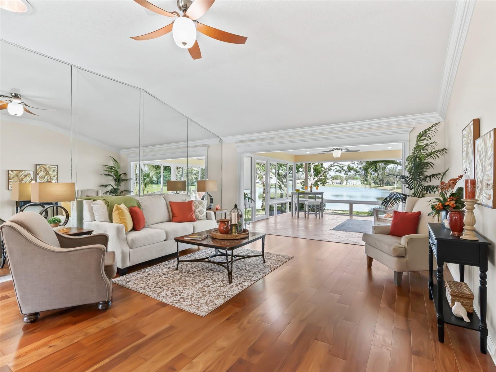 1013 DEL RIO DR, LADY LAKE, FL, 32159